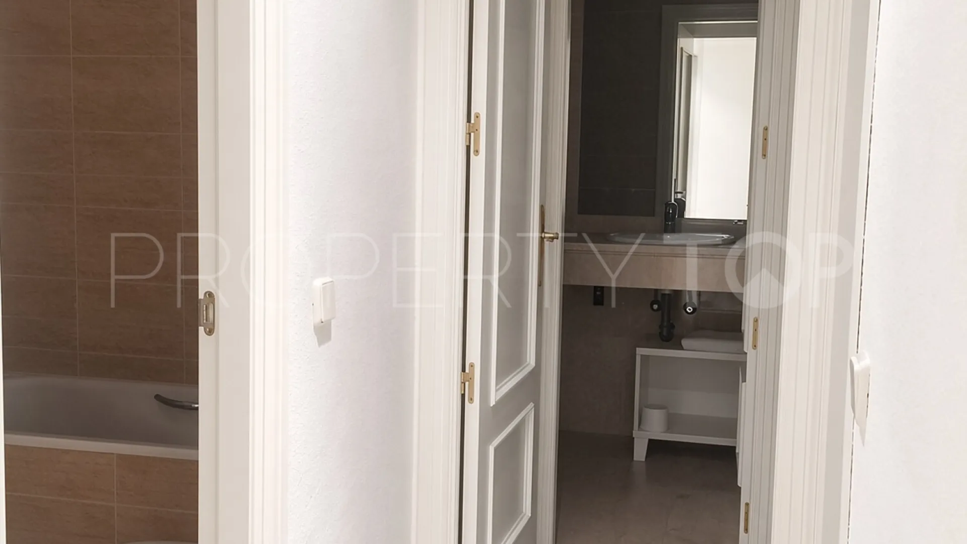 Ático de 2 dormitorios a la venta en La Dama de Noche