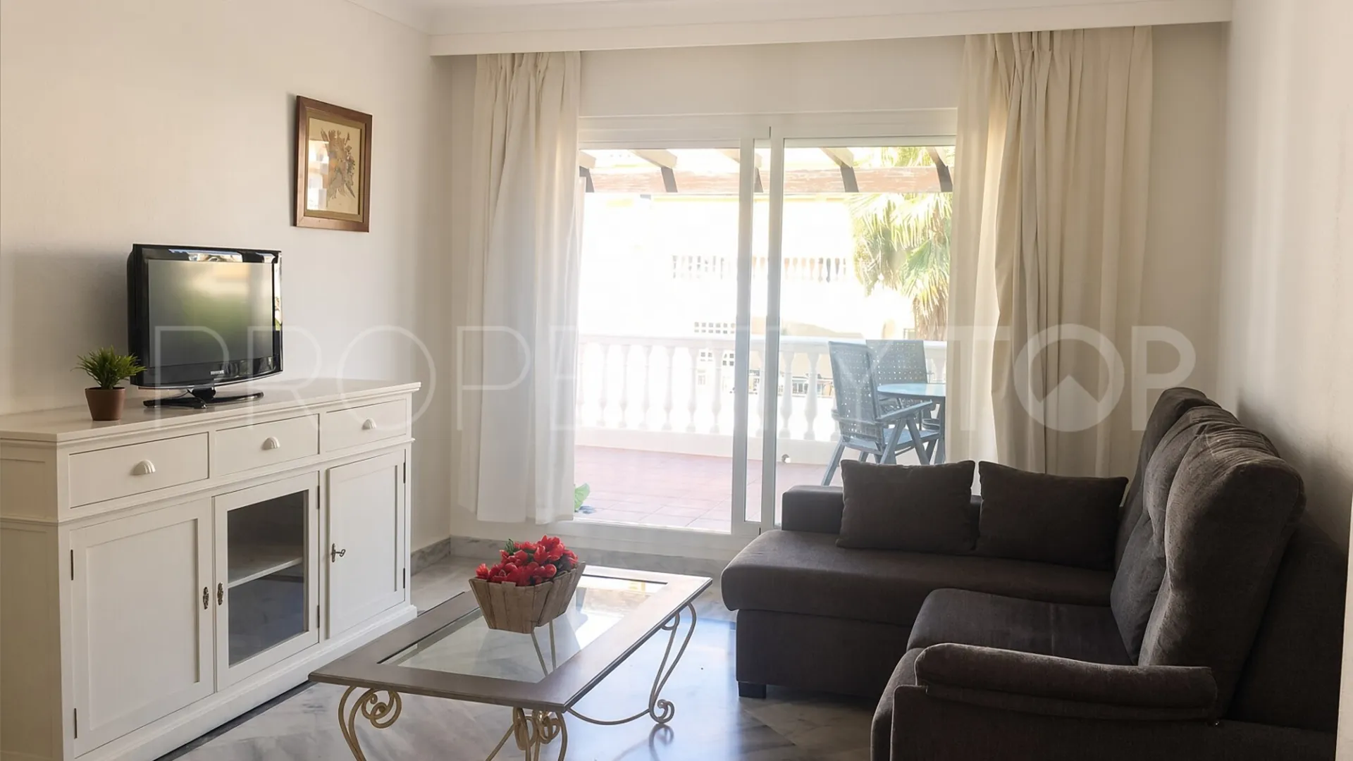 Ático de 2 dormitorios a la venta en La Dama de Noche