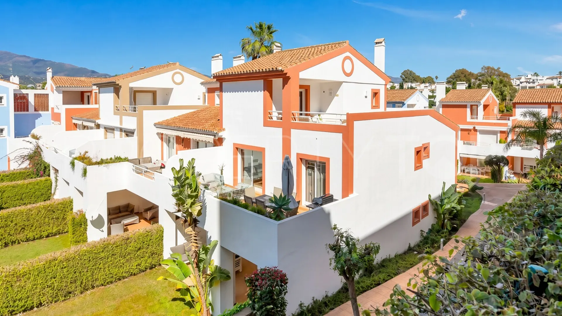 Atico duplex en venta con 3 dormitorios en Cortijo del Mar