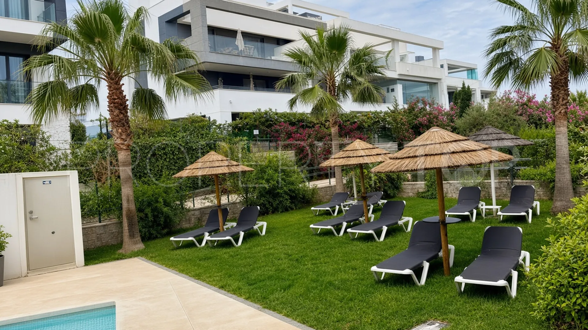 For sale apartment with 1 bedroom in Selwo