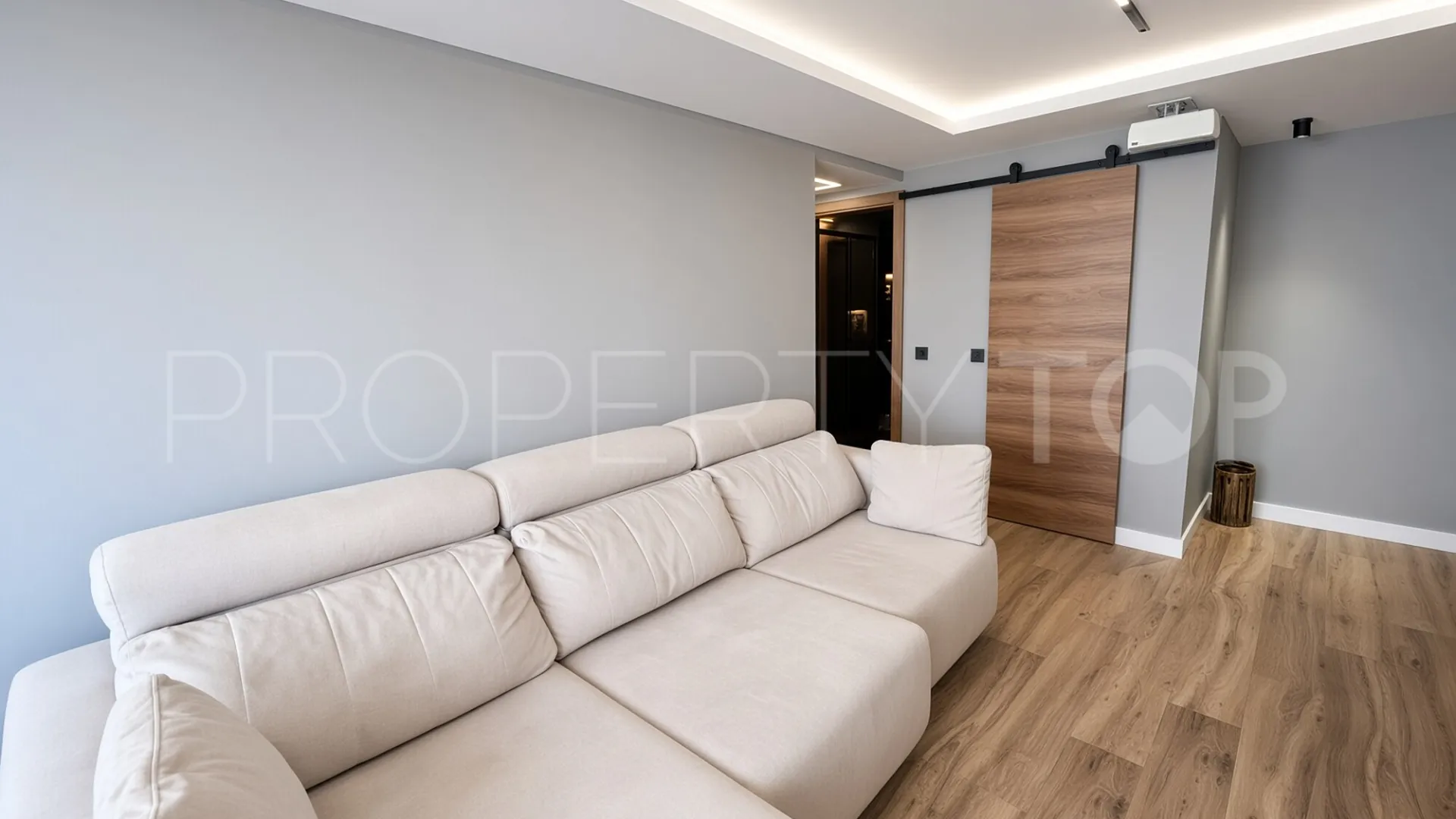 Buy Parque Antena apartment with 3 bedrooms
