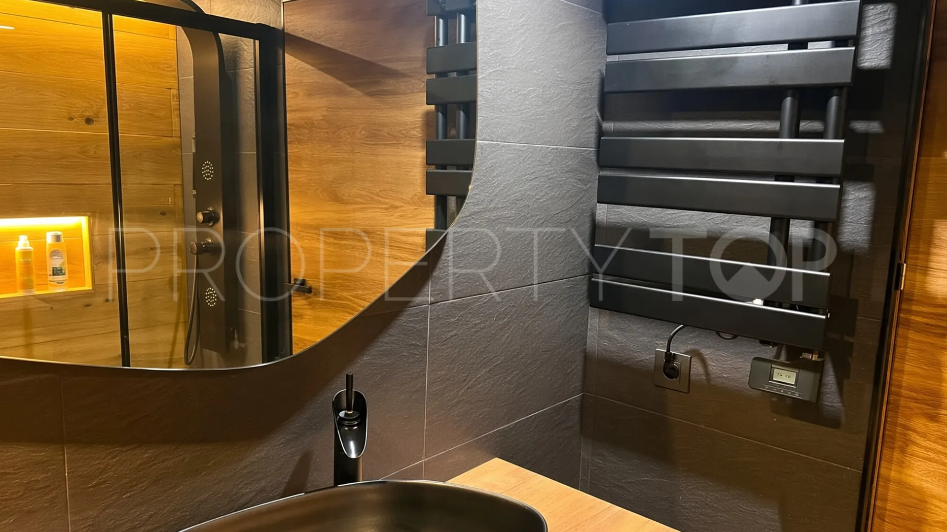 Buy Parque Antena apartment with 3 bedrooms