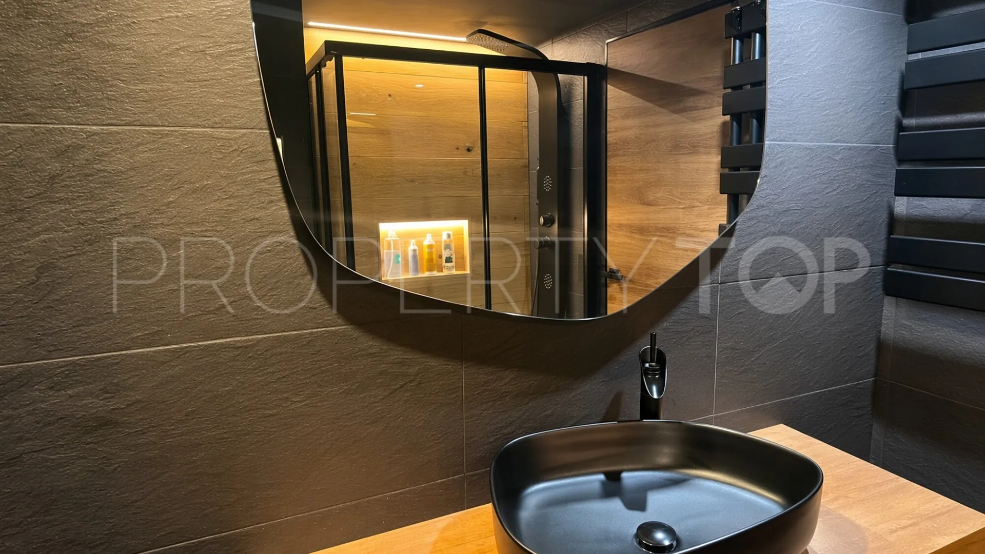 Buy Parque Antena apartment with 3 bedrooms