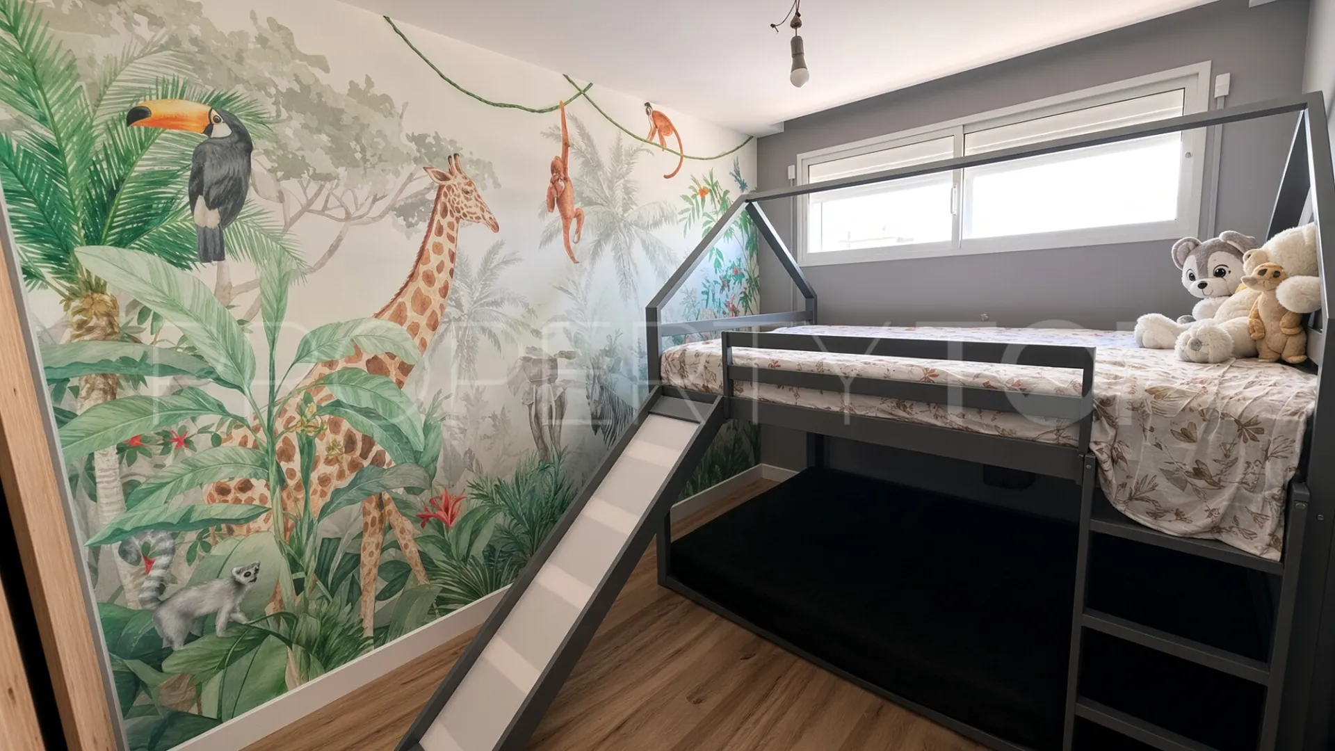 Buy Parque Antena apartment with 3 bedrooms