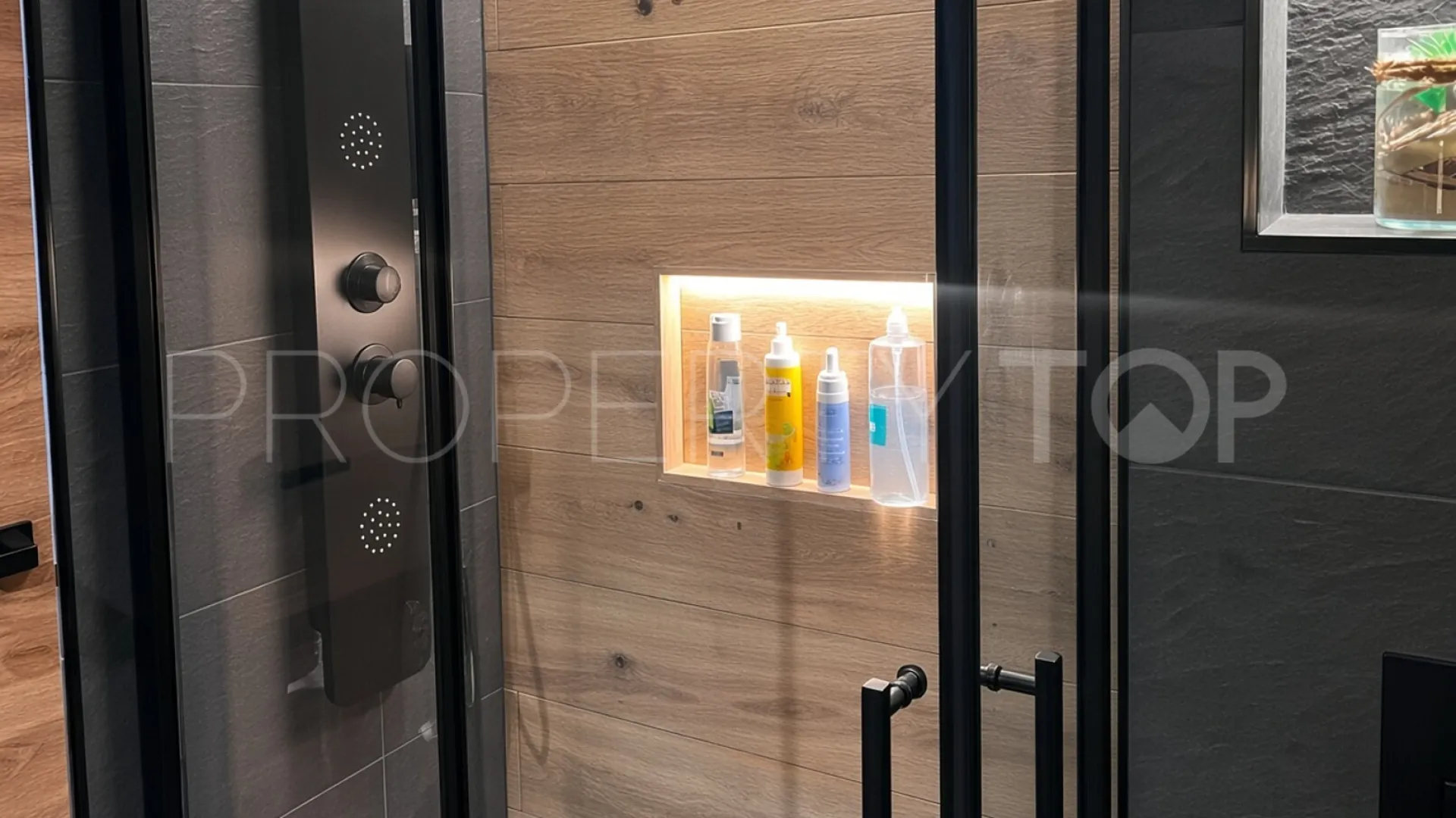 Buy Parque Antena apartment with 3 bedrooms