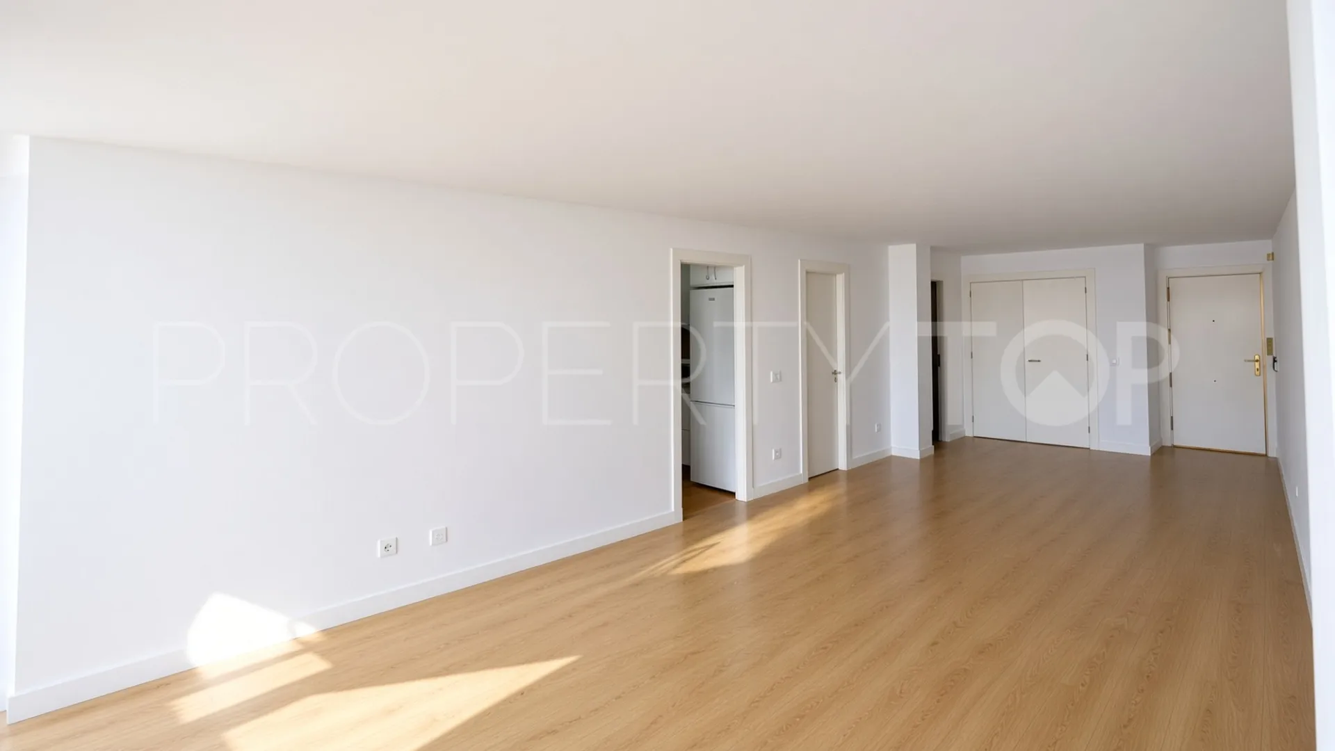 For sale Torreguadiaro 2 bedrooms apartment