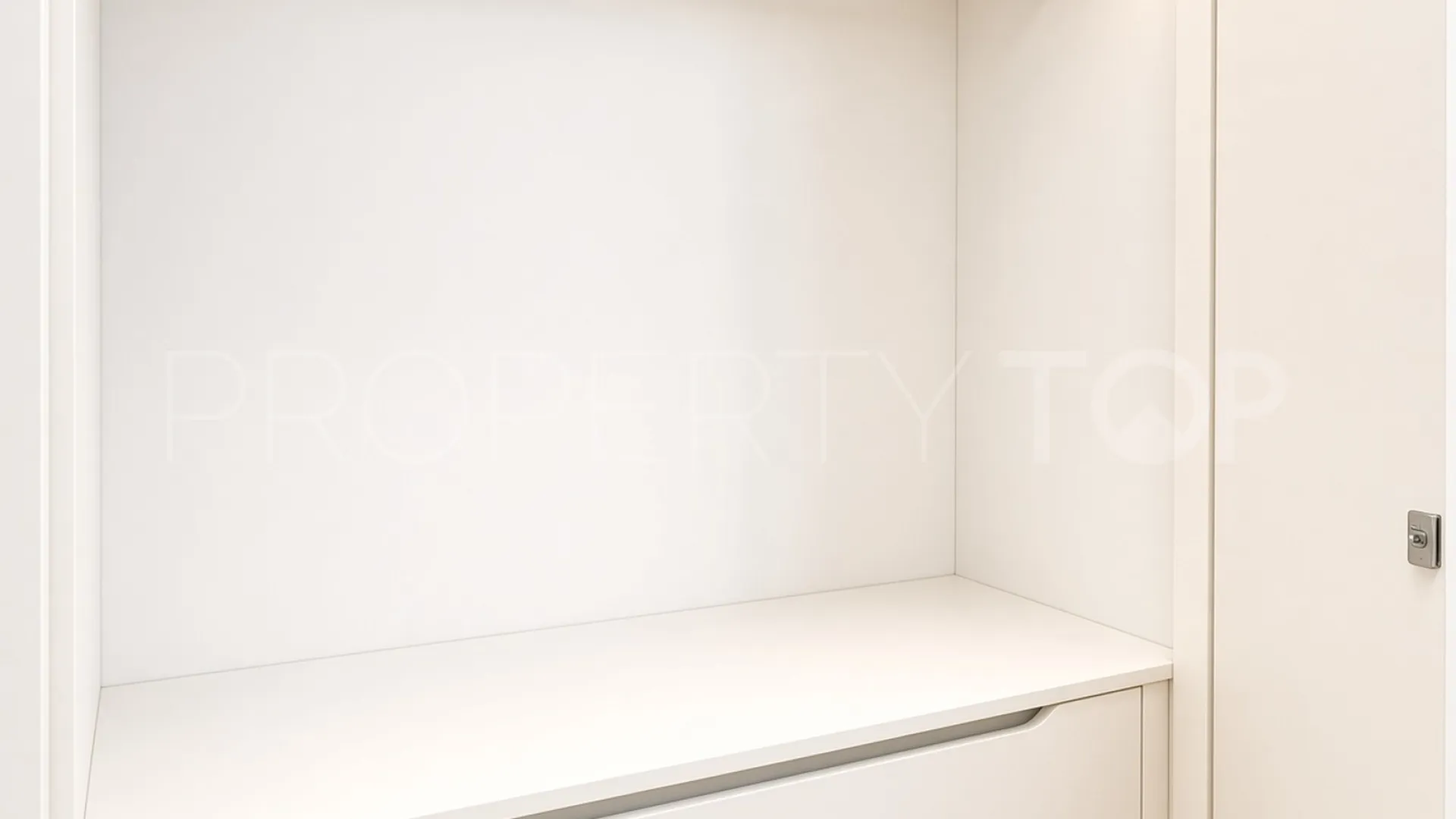 For sale Torreguadiaro 2 bedrooms apartment