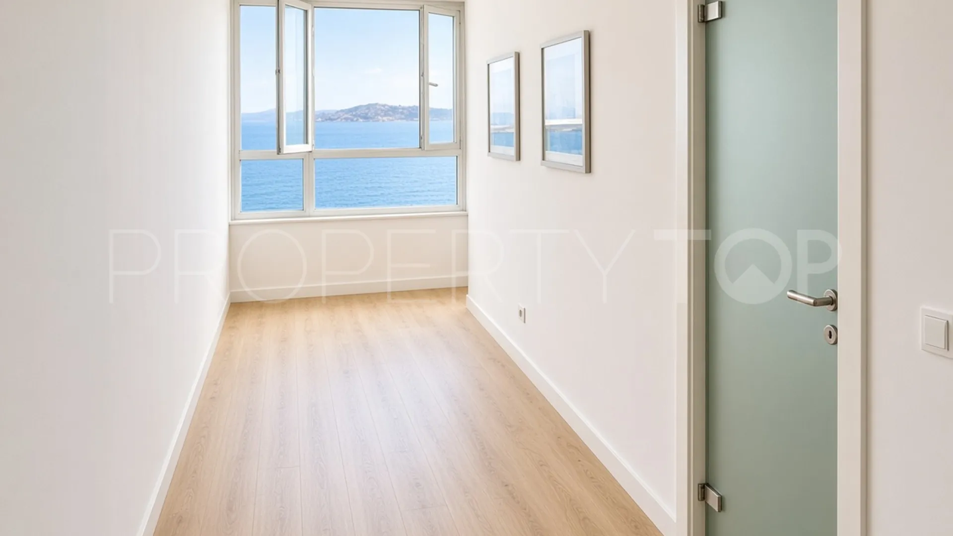 For sale Torreguadiaro 2 bedrooms apartment
