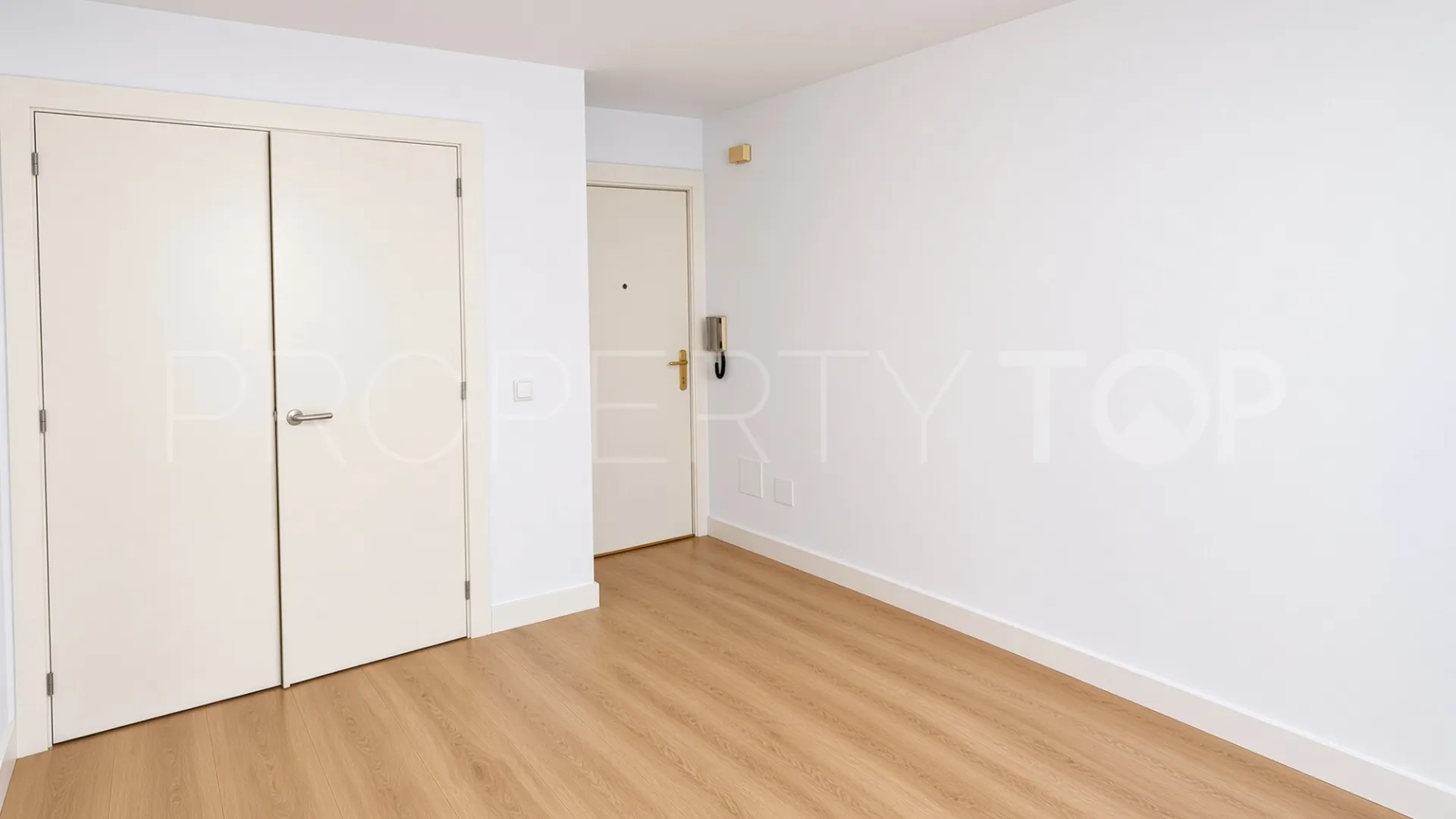 For sale Torreguadiaro 2 bedrooms apartment