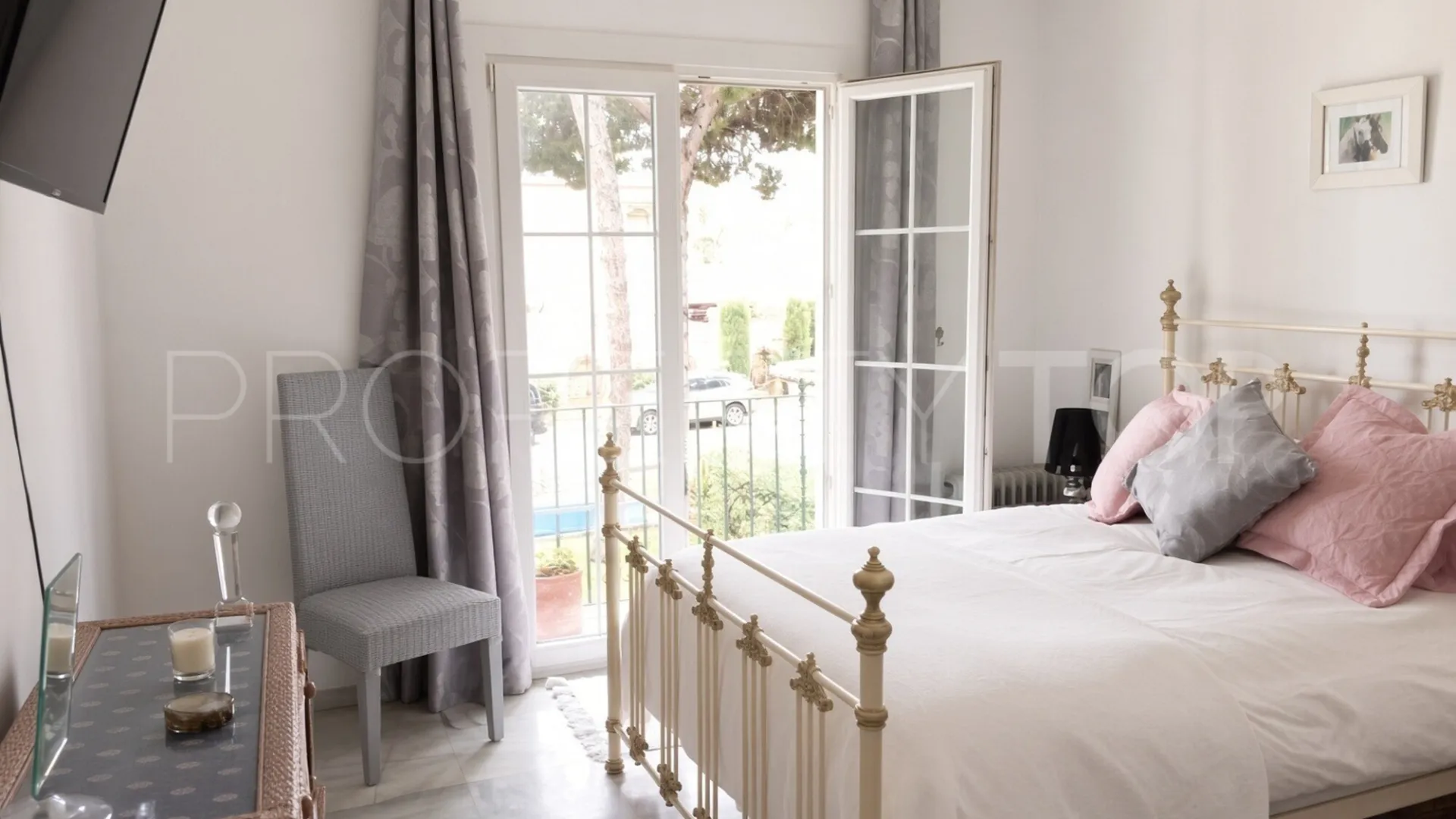 3 bedrooms El Presidente apartment for sale