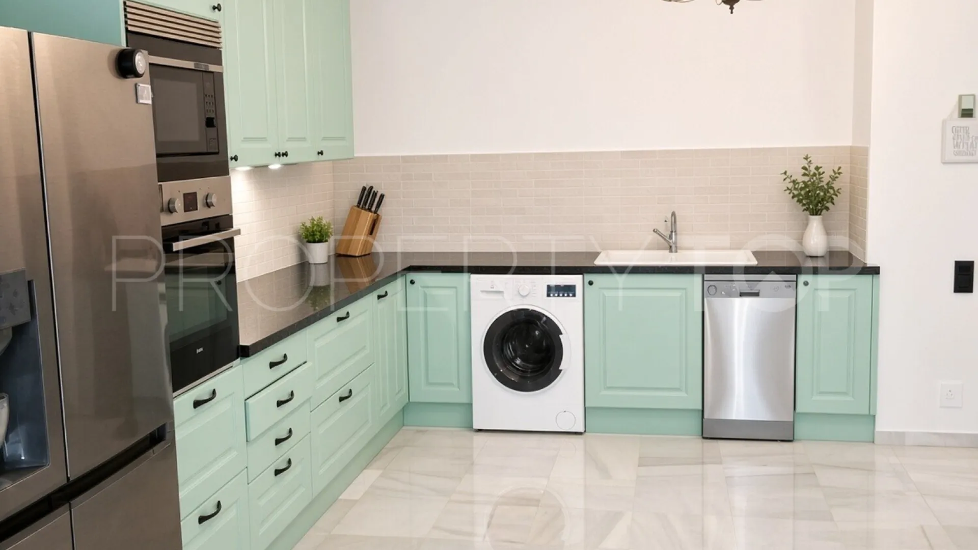 3 bedrooms El Presidente apartment for sale