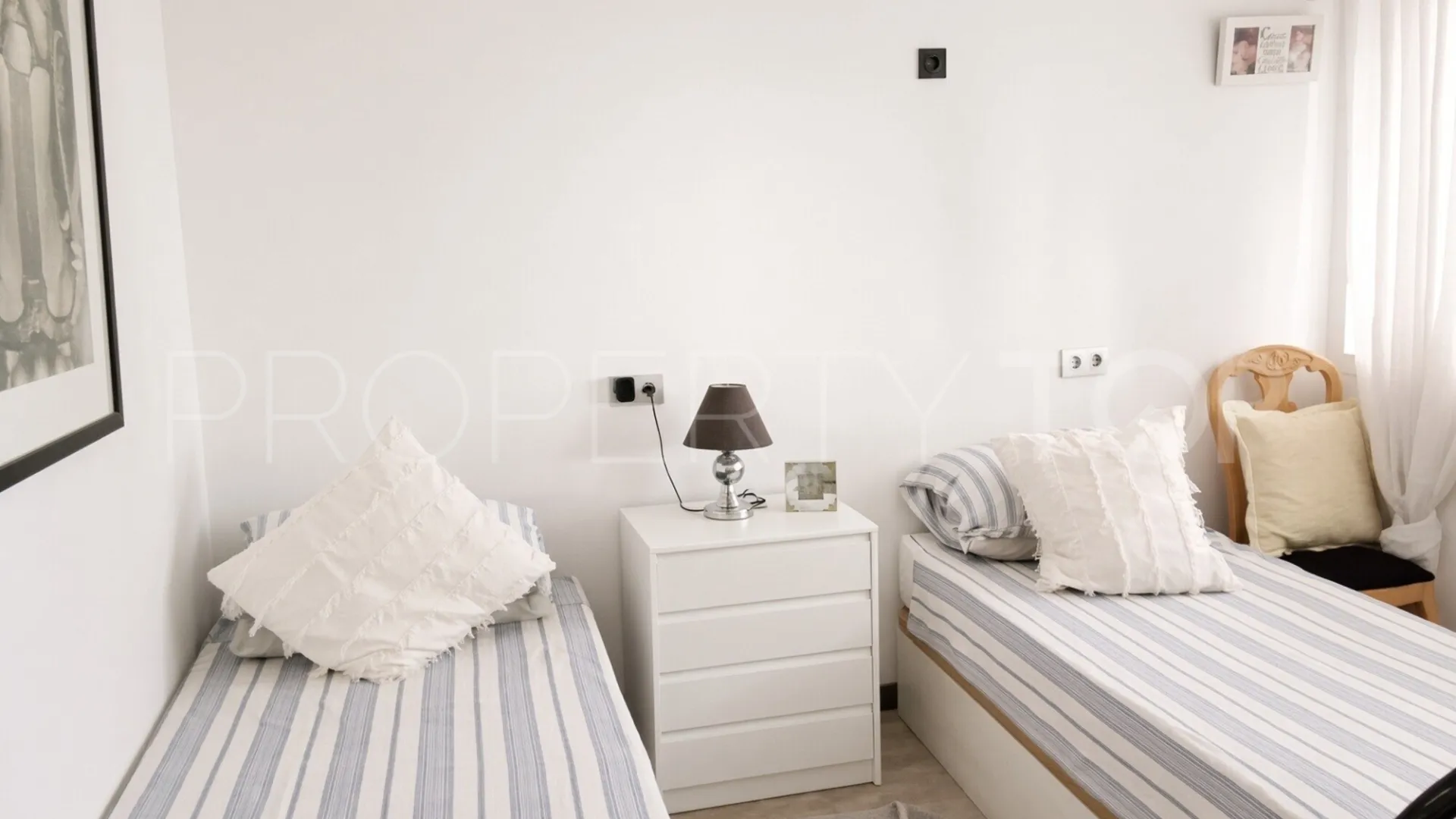 3 bedrooms El Presidente apartment for sale