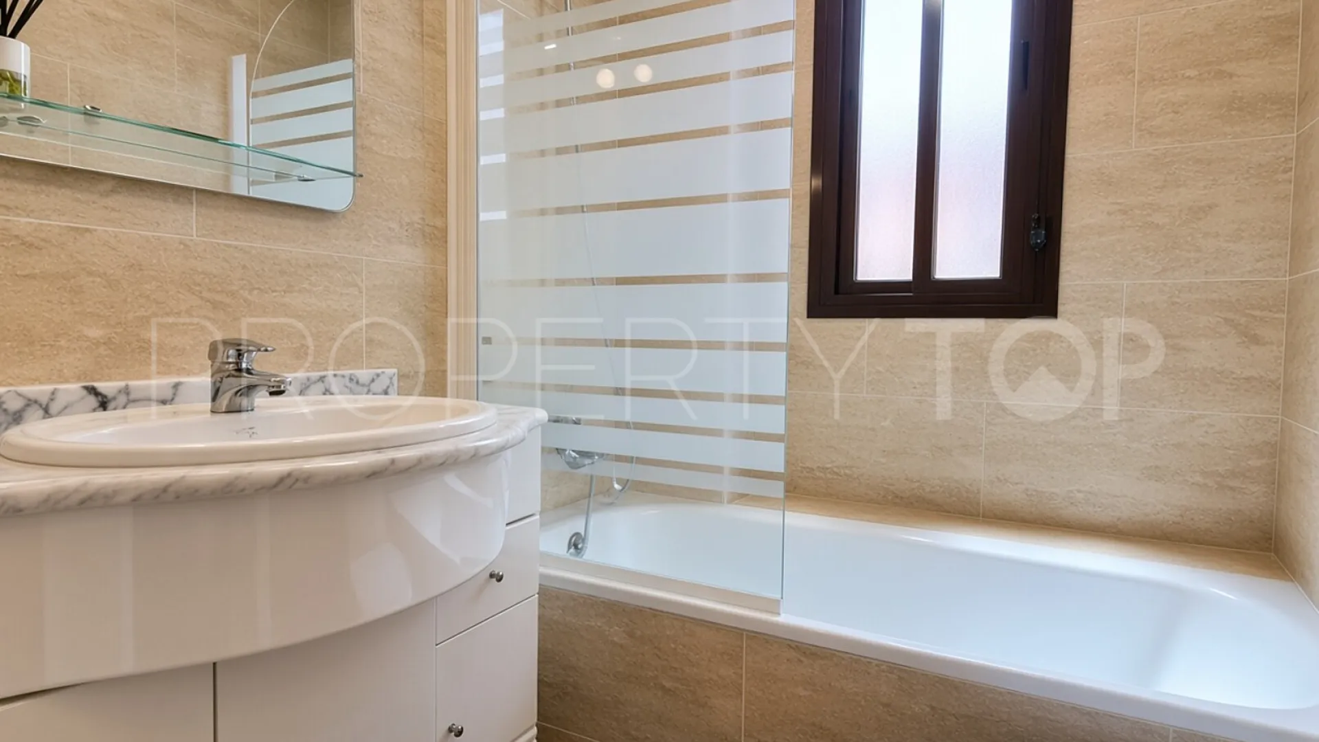For sale Majestic penthouse