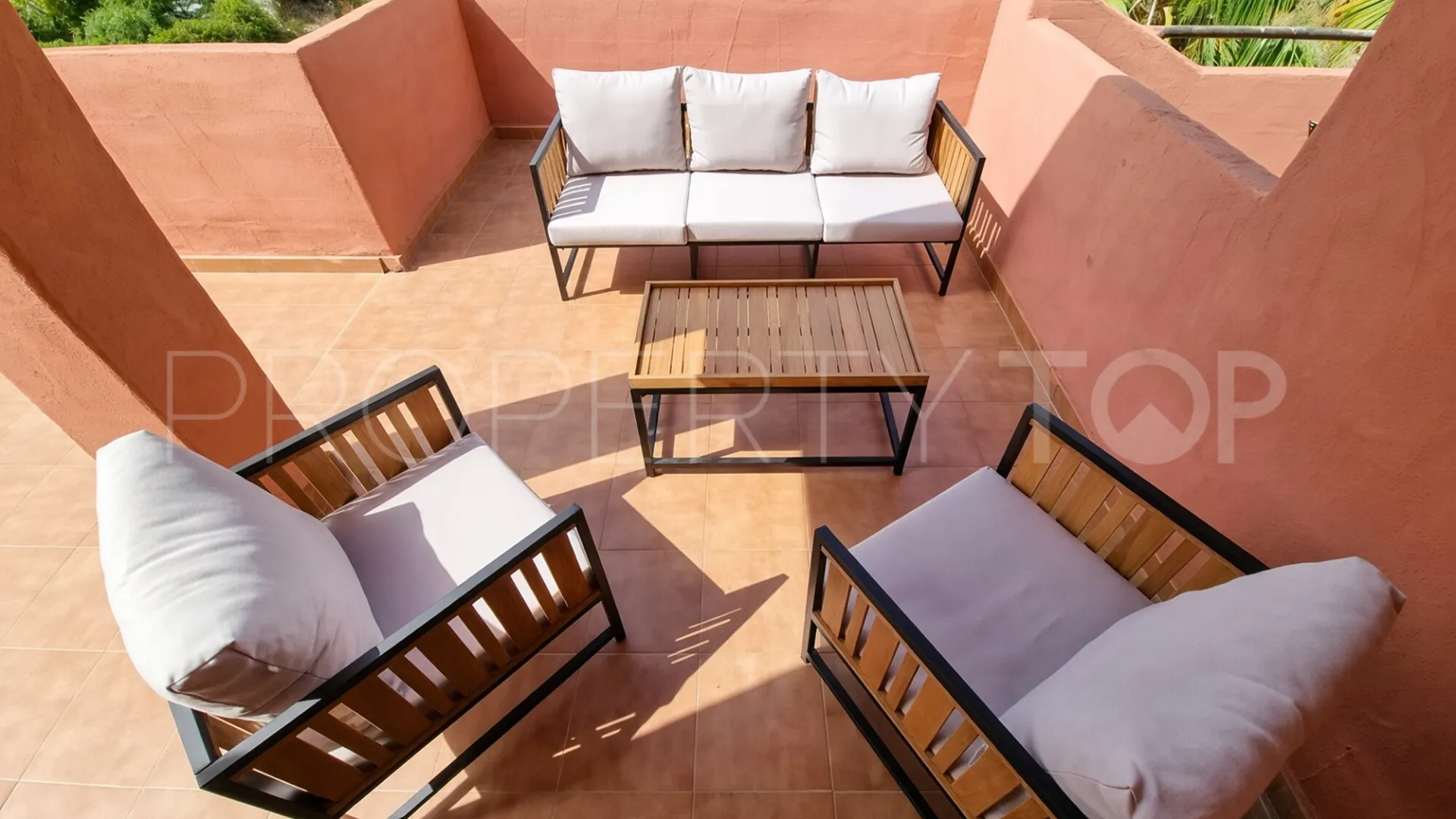 For sale Majestic penthouse