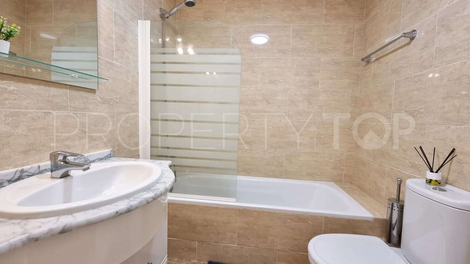 For sale Majestic penthouse