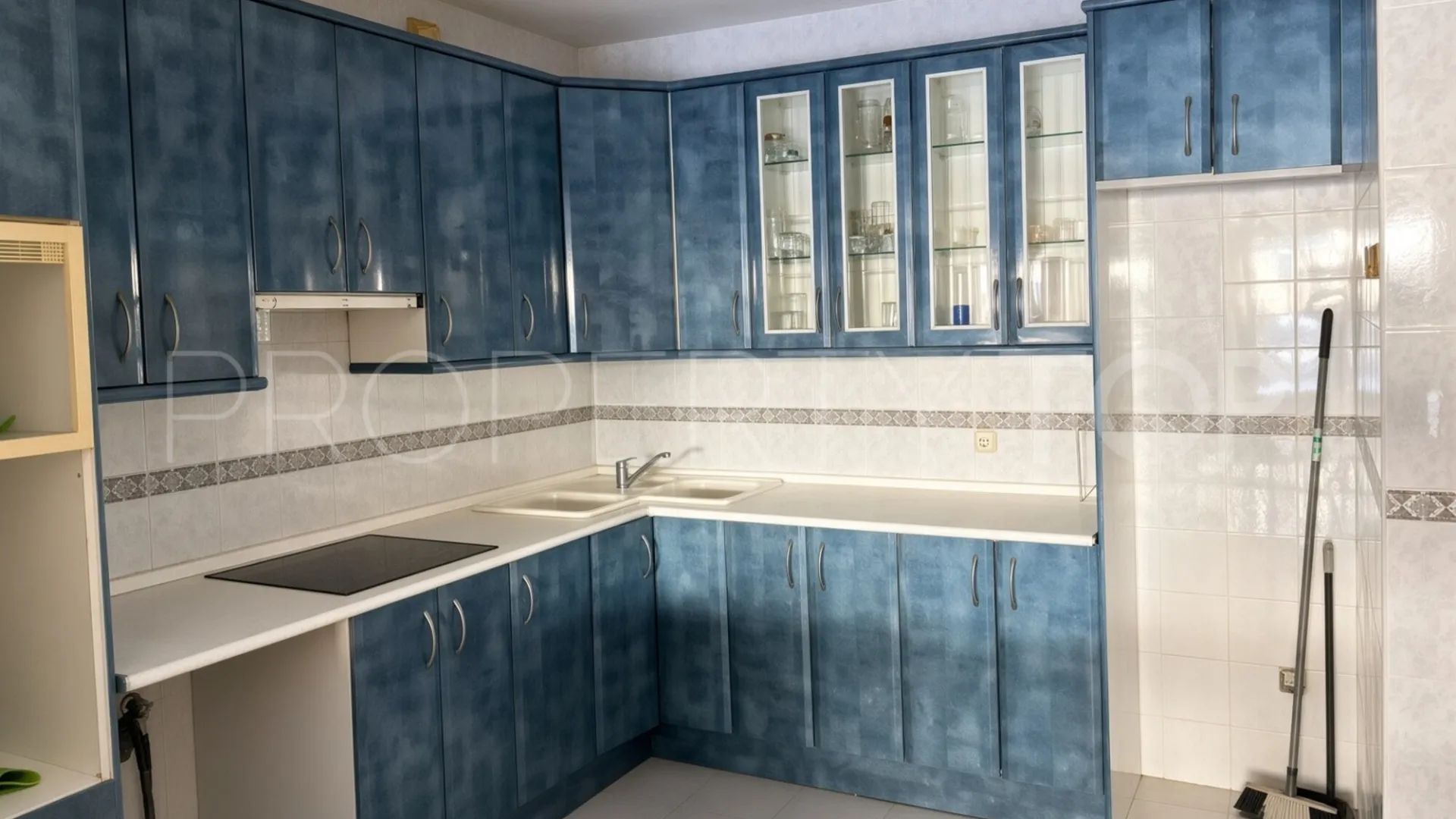 Apartamento planta baja en venta de 3 dormitorios en Bel Air