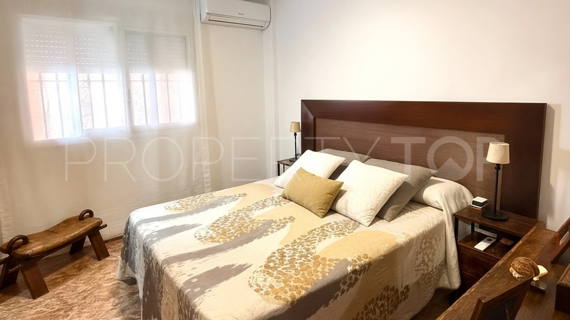 Comprar apartamento planta baja en Cancelada