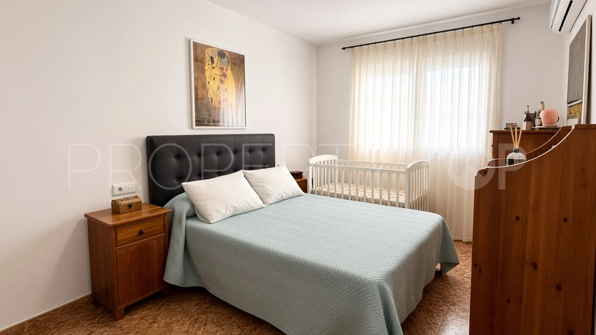 Comprar apartamento planta baja en Cancelada