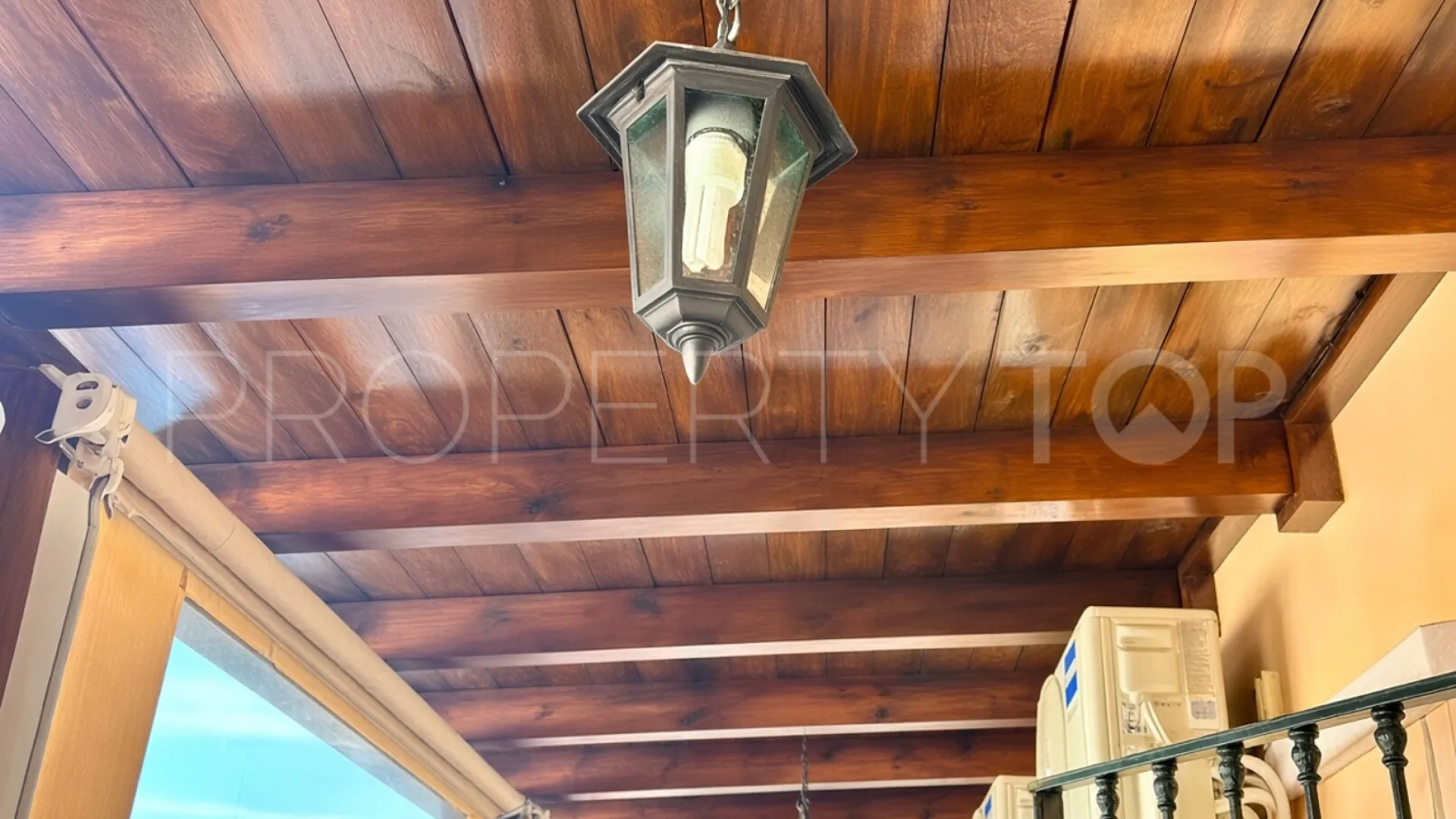 Comprar apartamento planta baja en Cancelada