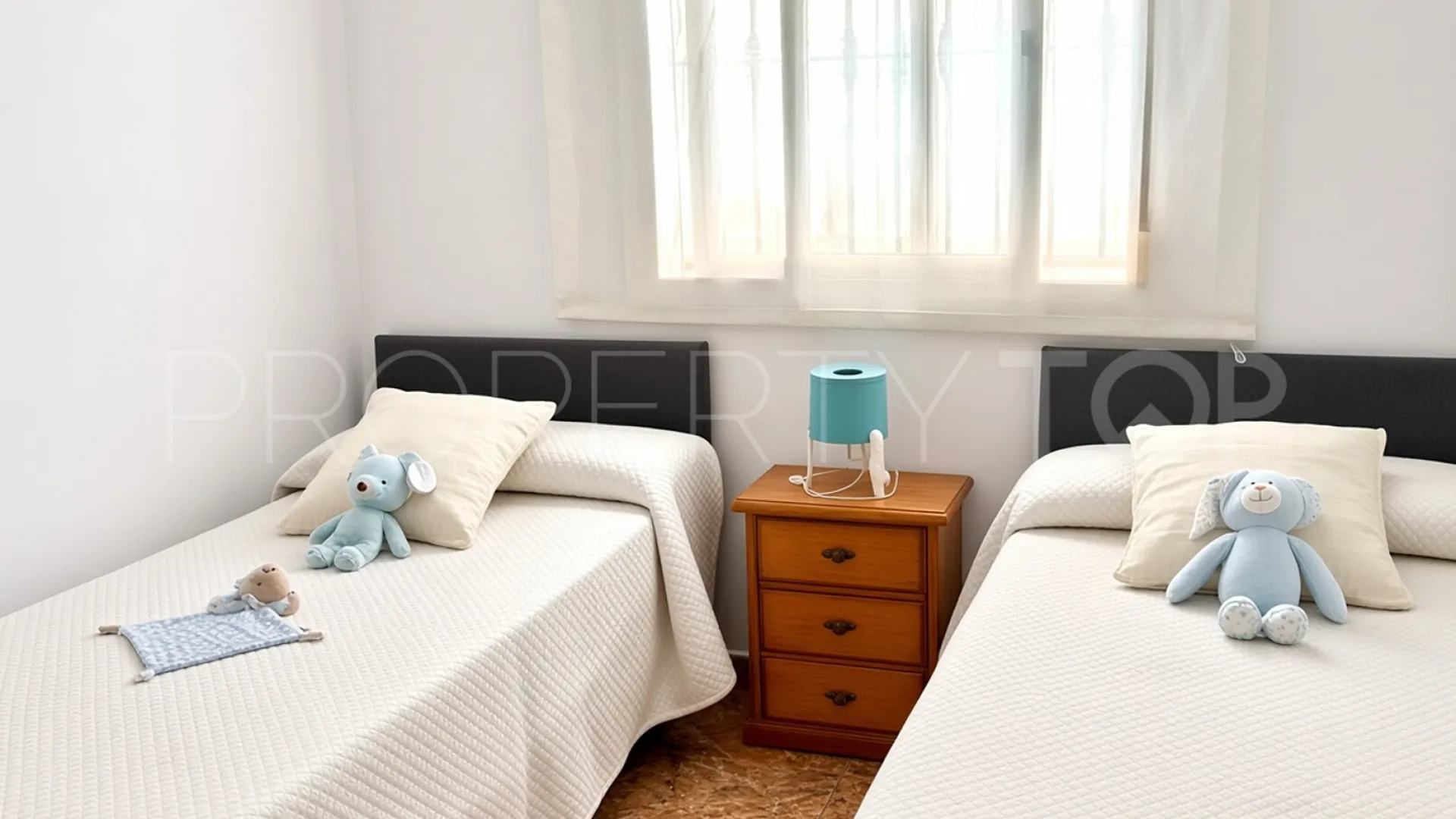 Comprar apartamento planta baja en Cancelada
