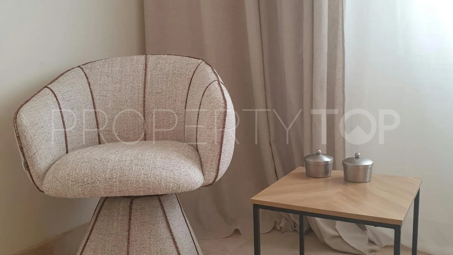 Apartamento a la venta en Montebello Hills