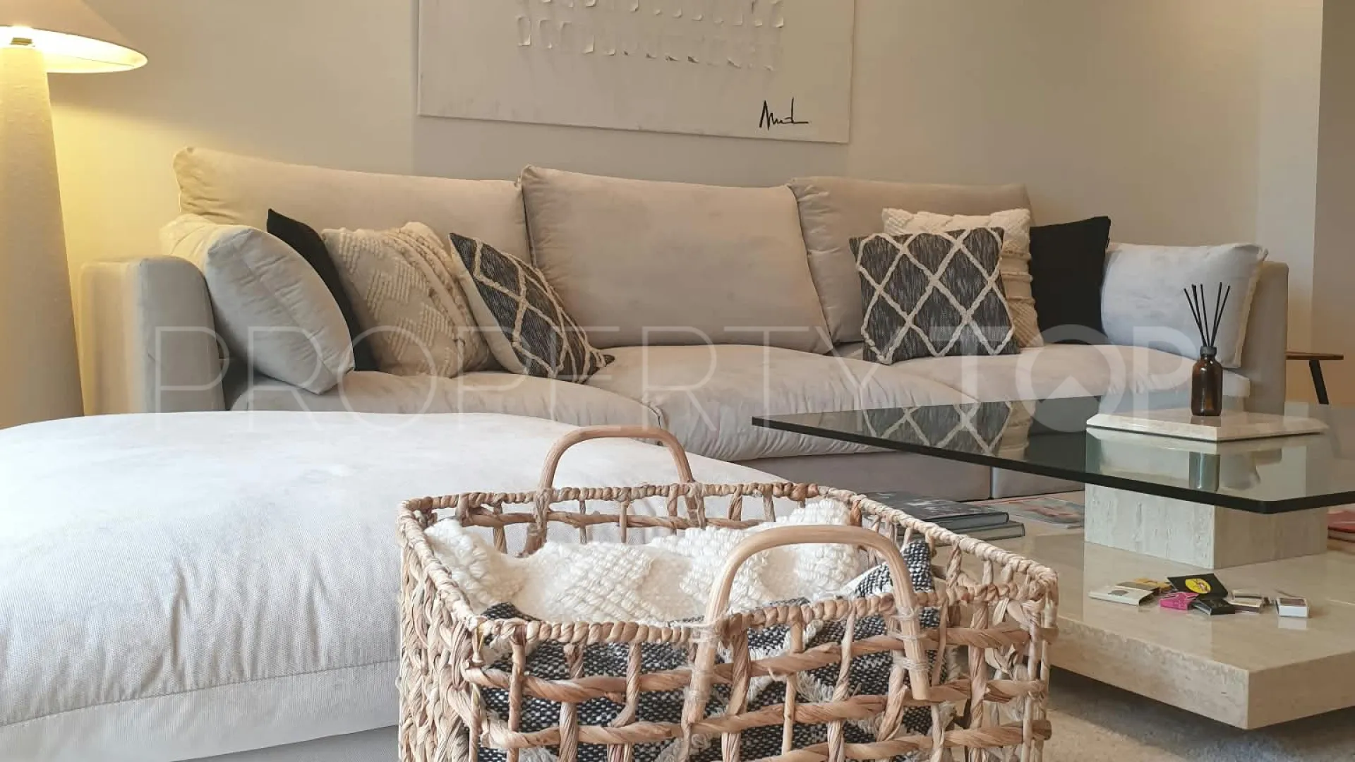 Apartamento a la venta en Montebello Hills
