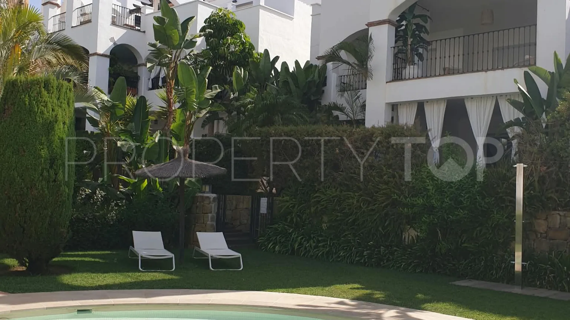 Apartamento a la venta en Montebello Hills
