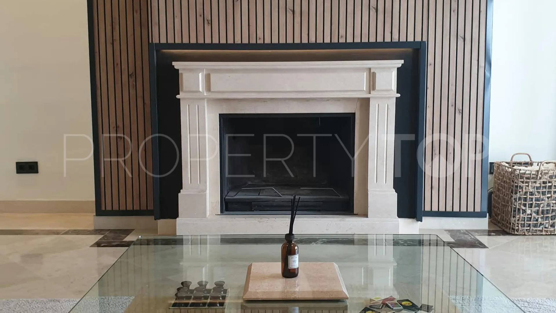 Apartamento a la venta en Montebello Hills