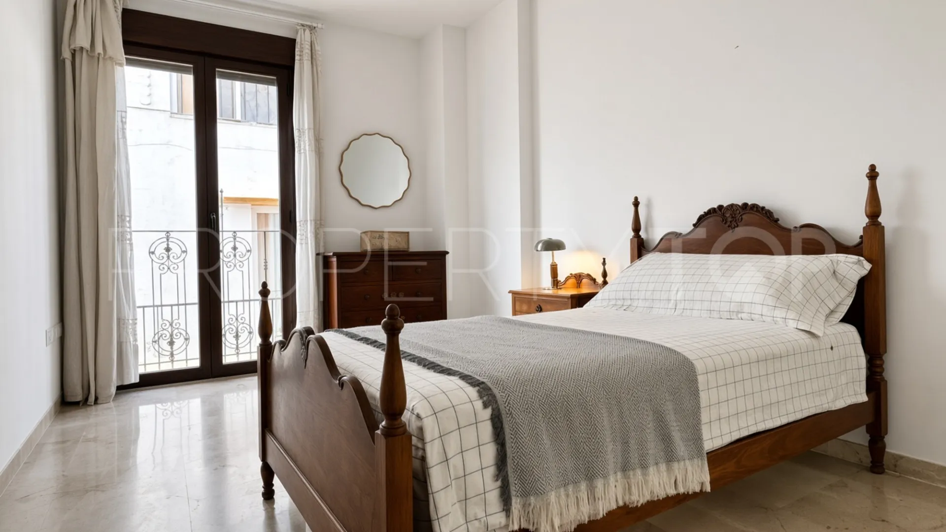 Atico duplex de 3 dormitorios en venta en Casco antiguo