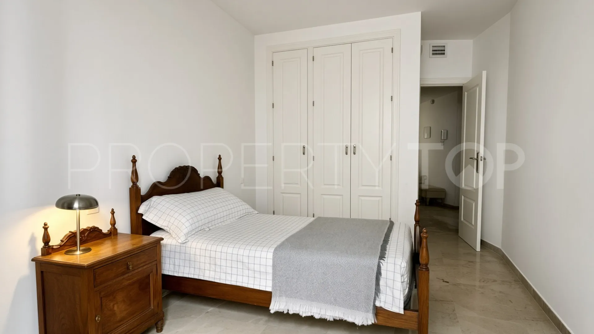 Atico duplex de 3 dormitorios en venta en Casco antiguo