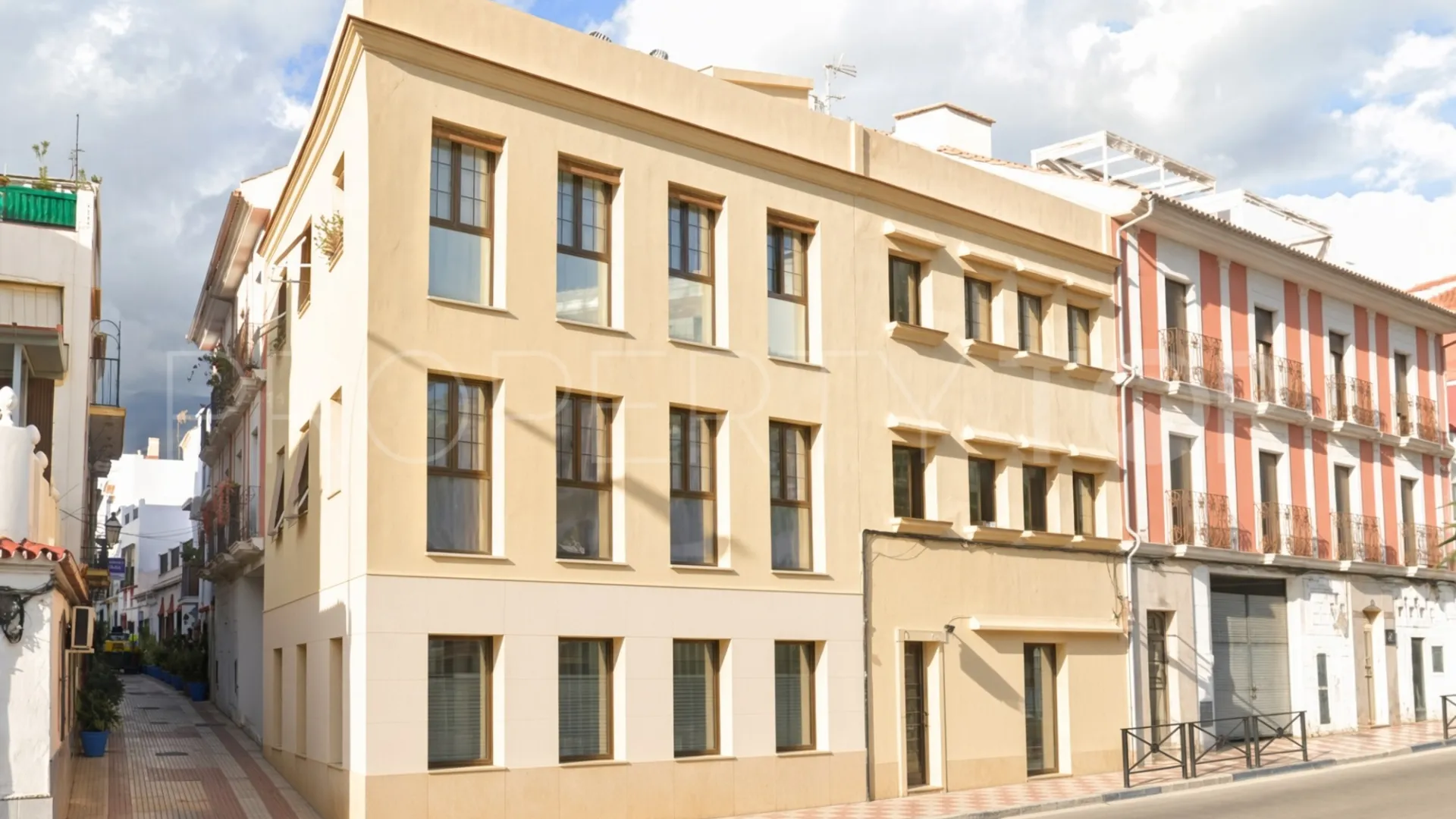 Atico duplex de 3 dormitorios en venta en Casco antiguo