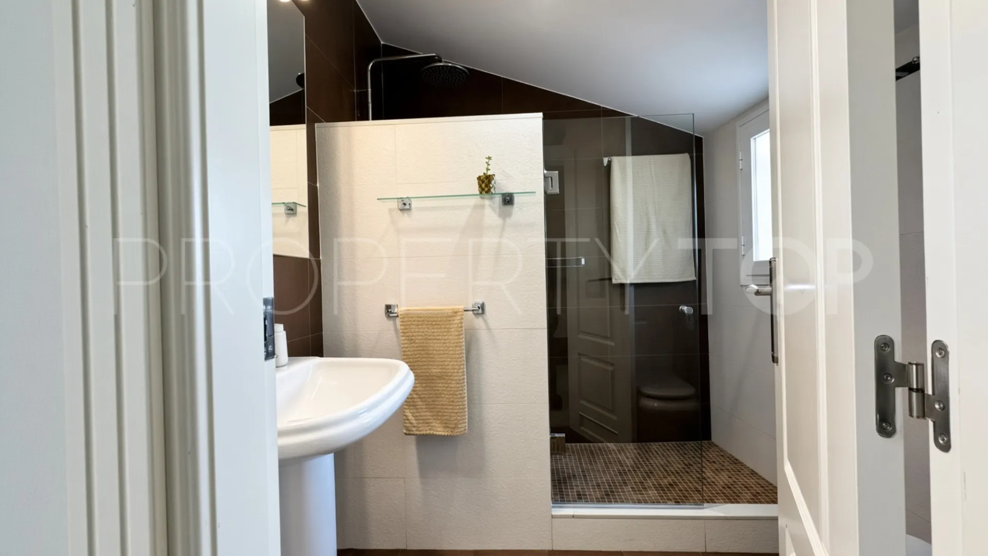 Atico duplex de 3 dormitorios en venta en Casco antiguo