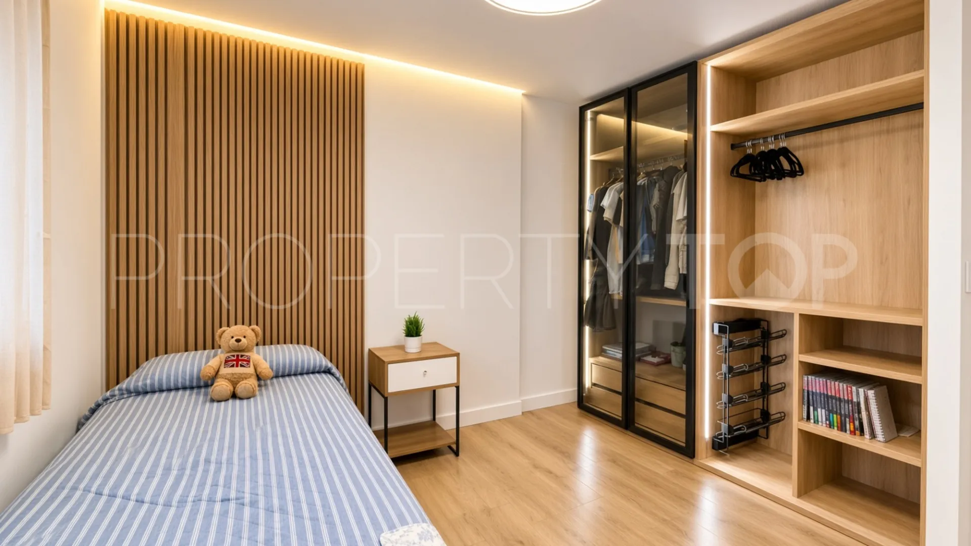 Semi detached house with 4 bedrooms for sale in Soleuropa