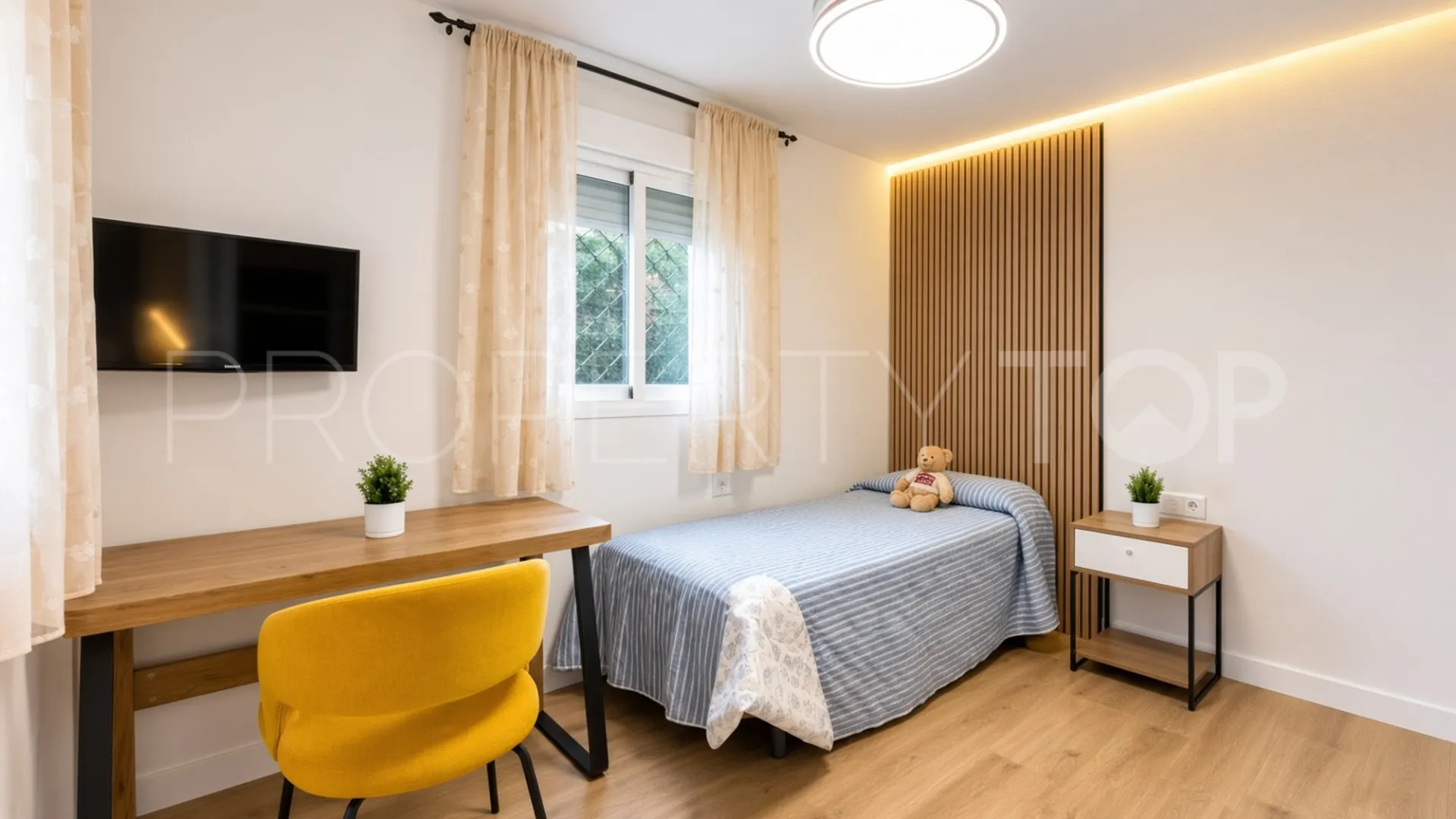 Semi detached house with 4 bedrooms for sale in Soleuropa