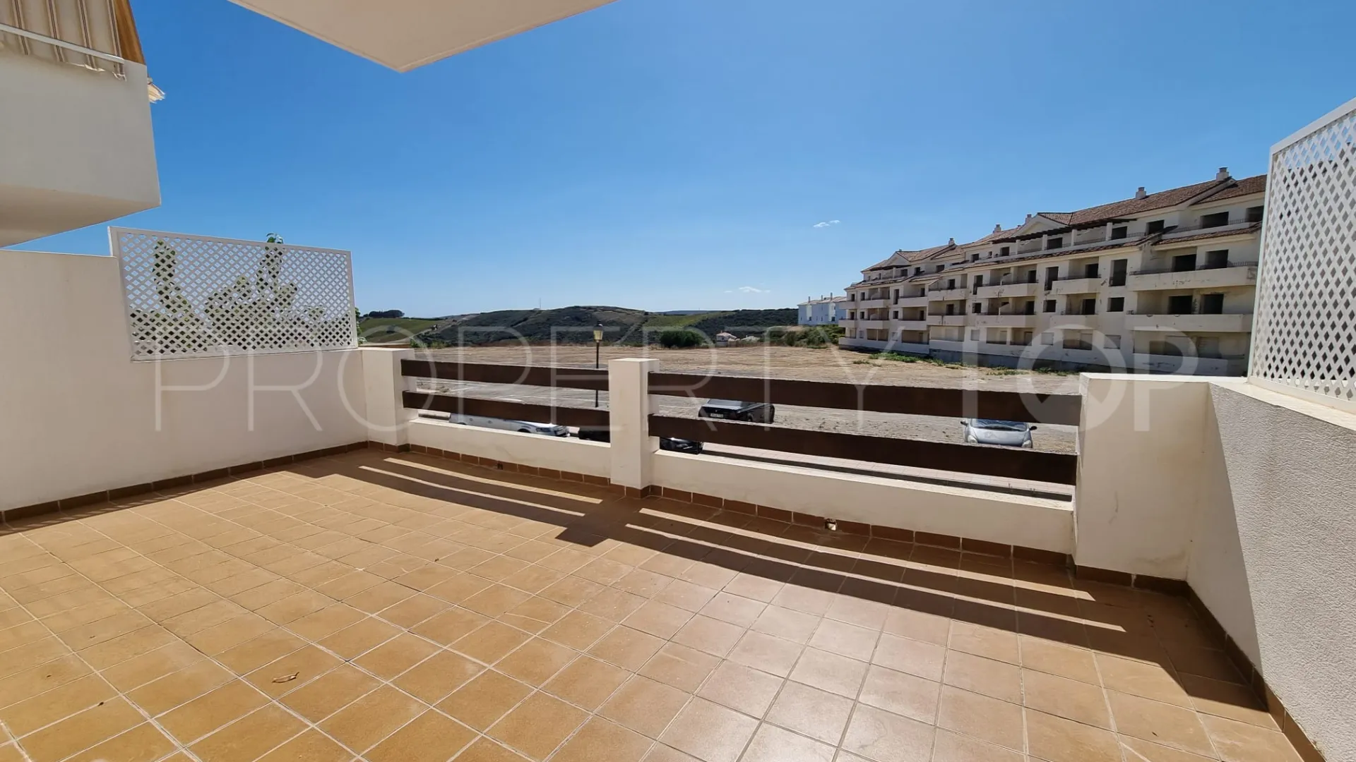 Ground floor apartment for sale in Manilva Pueblo with 2 bedrooms
