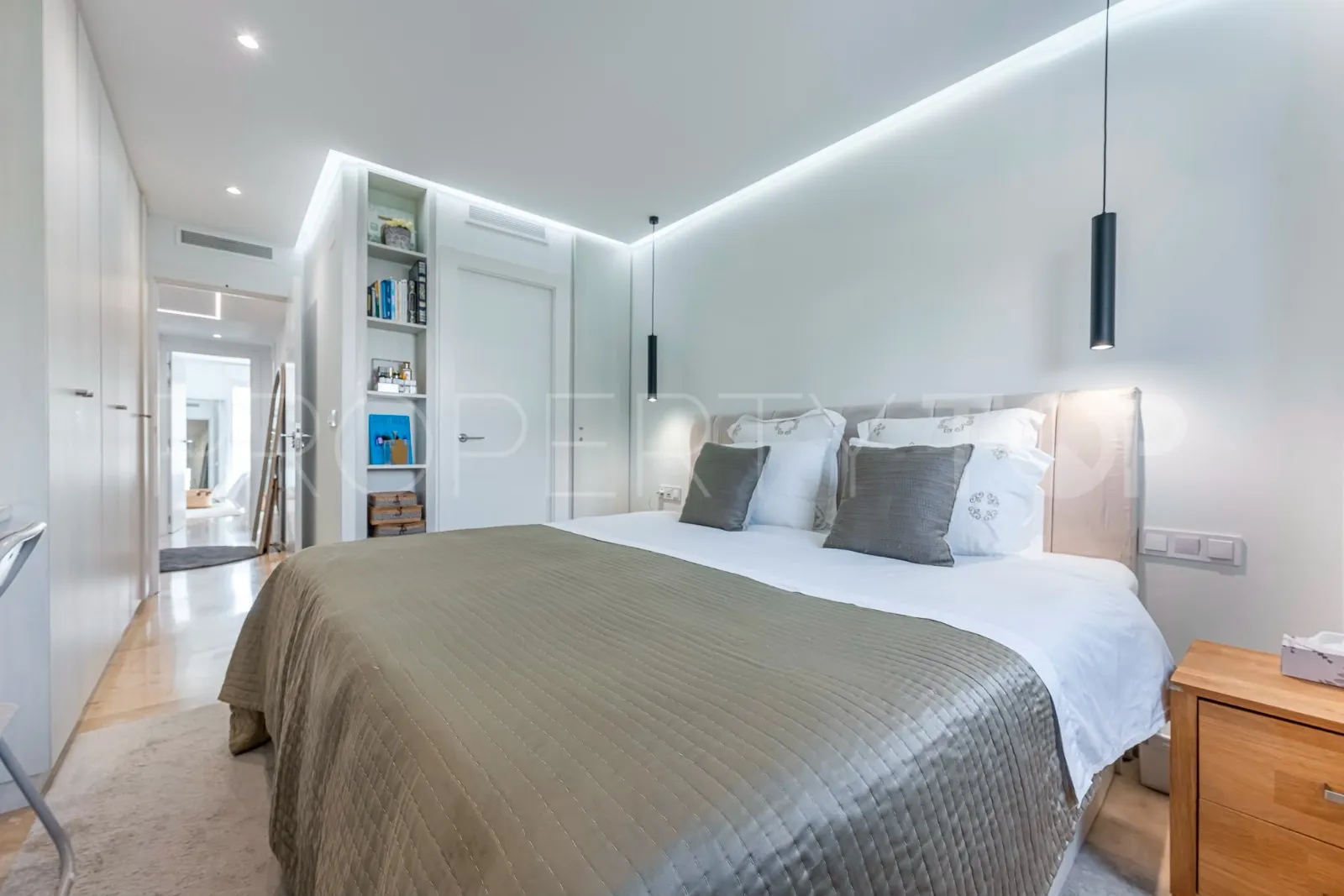 Apartamento en venta de 3 dormitorios en Guadalmina Alta