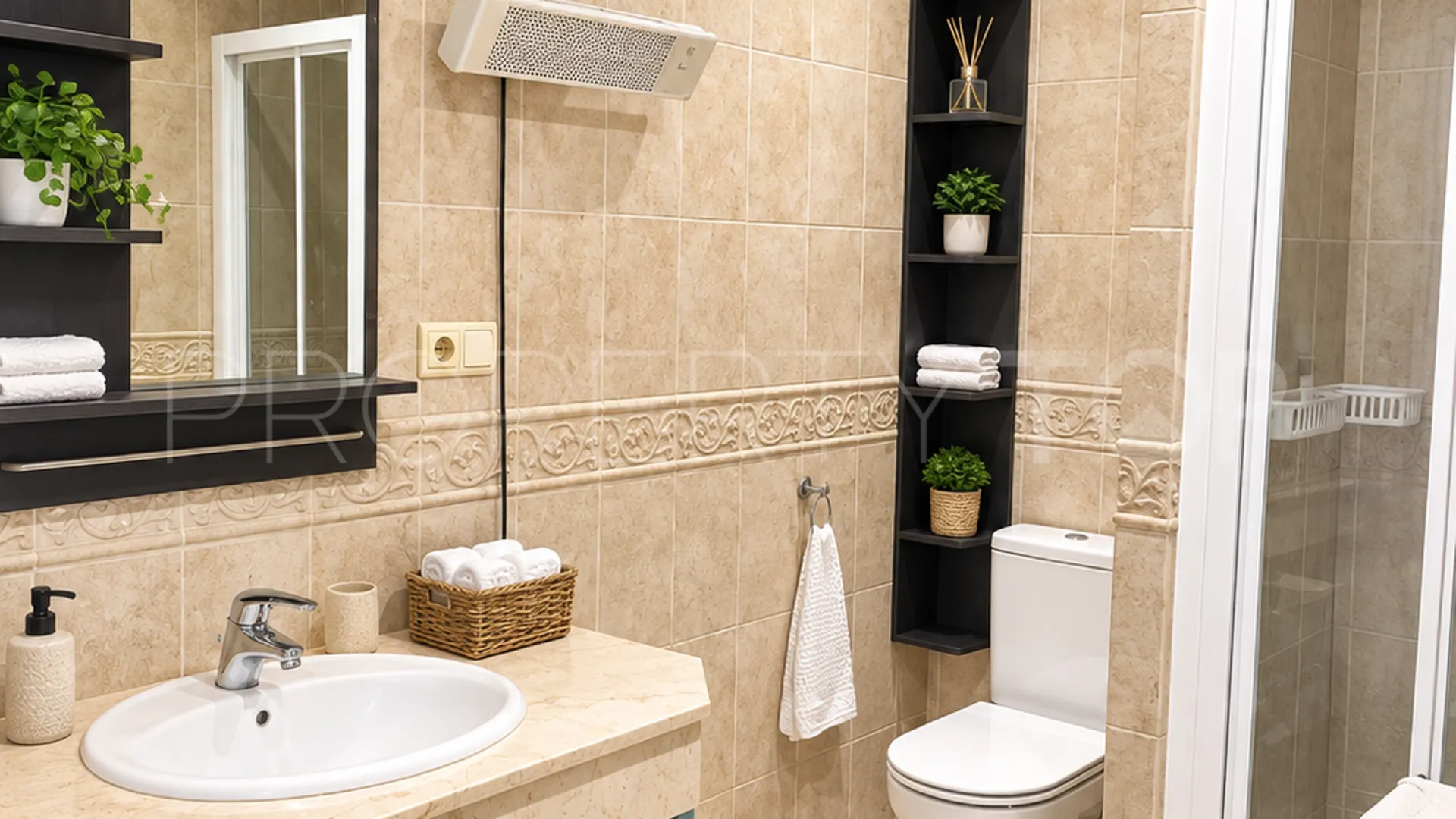 Apartamento planta baja a la venta en Sabinillas