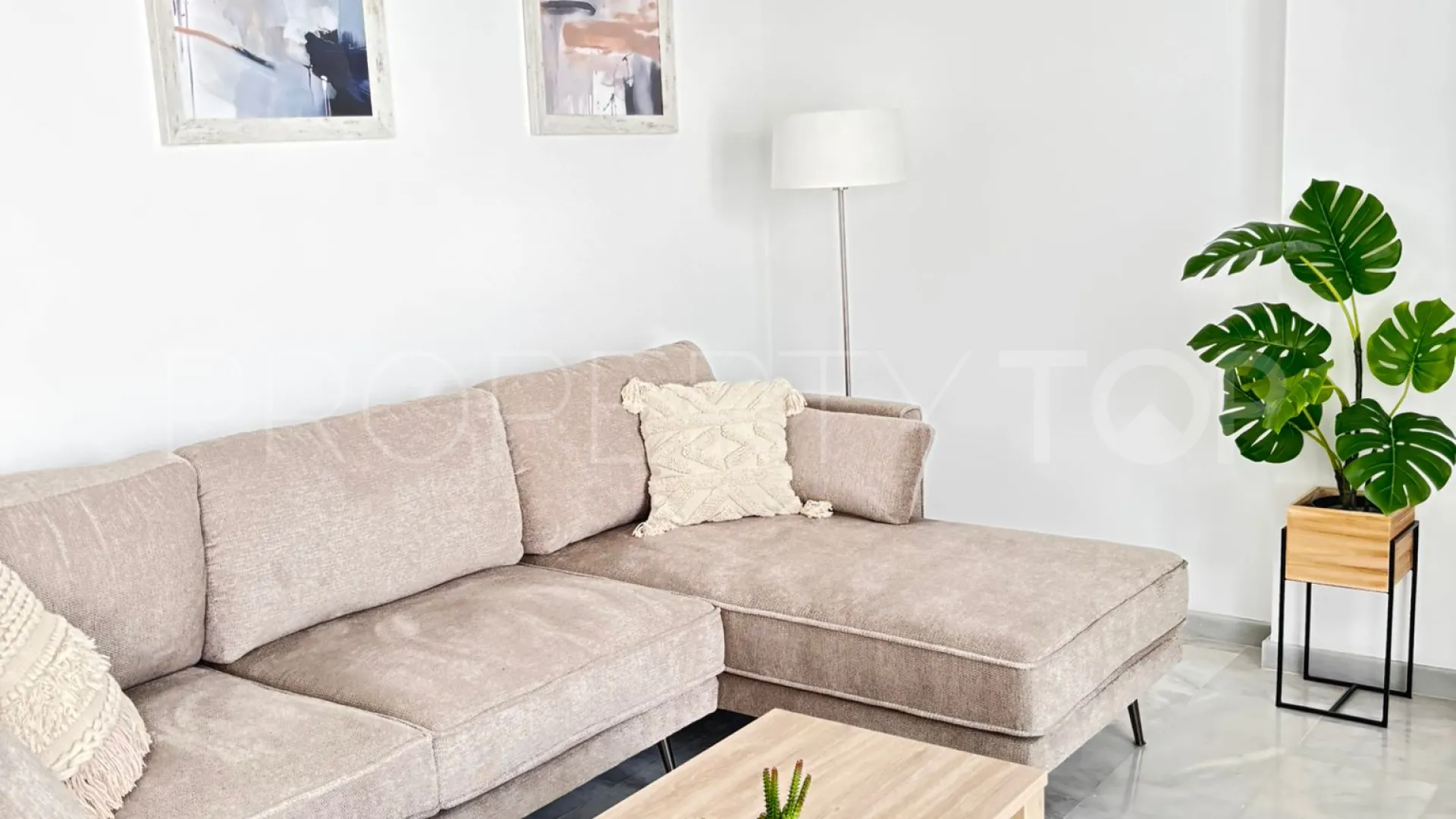Apartamento a la venta en Valle Romano con 2 dormitorios