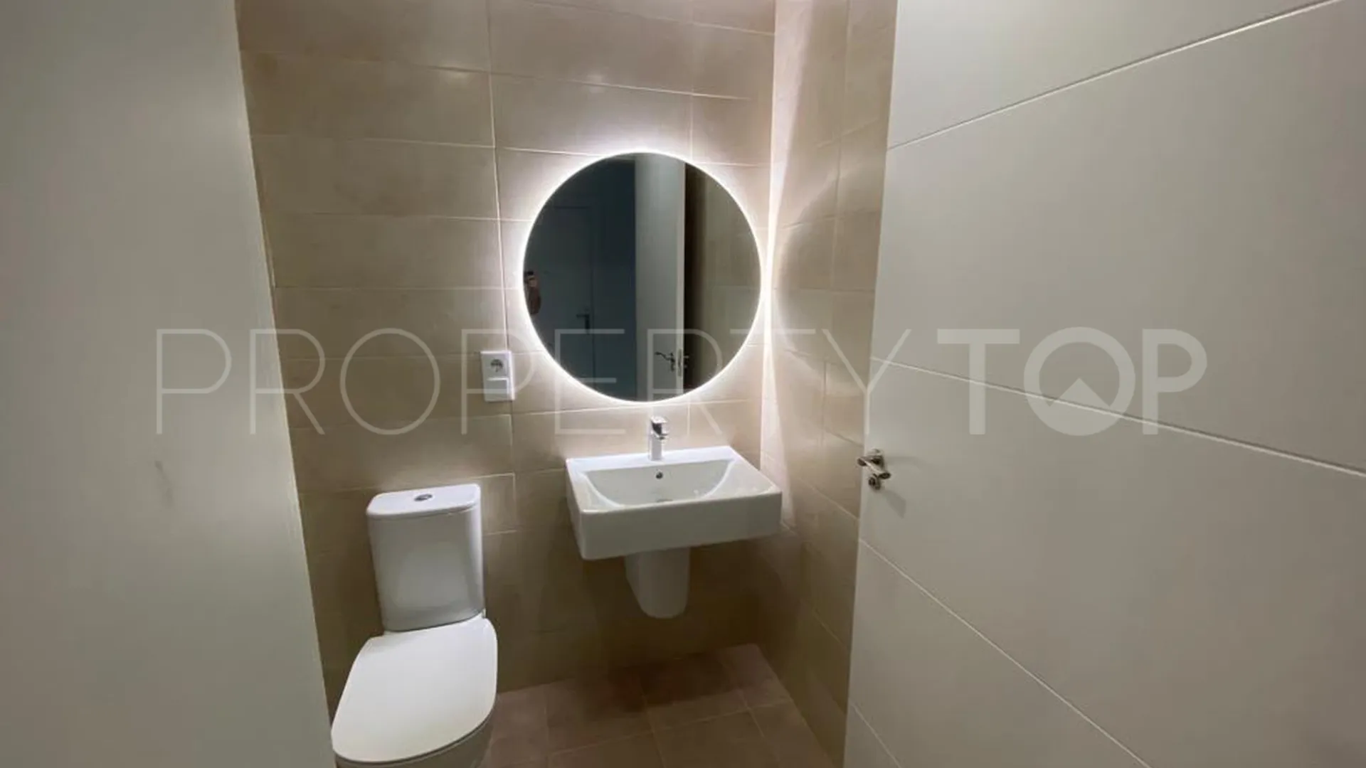 Ground floor apartment for sale in Chullera with 2 bedrooms