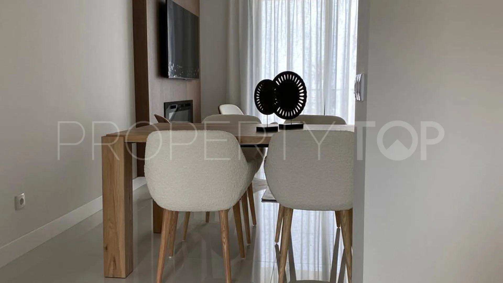 Ground floor apartment for sale in Chullera with 2 bedrooms