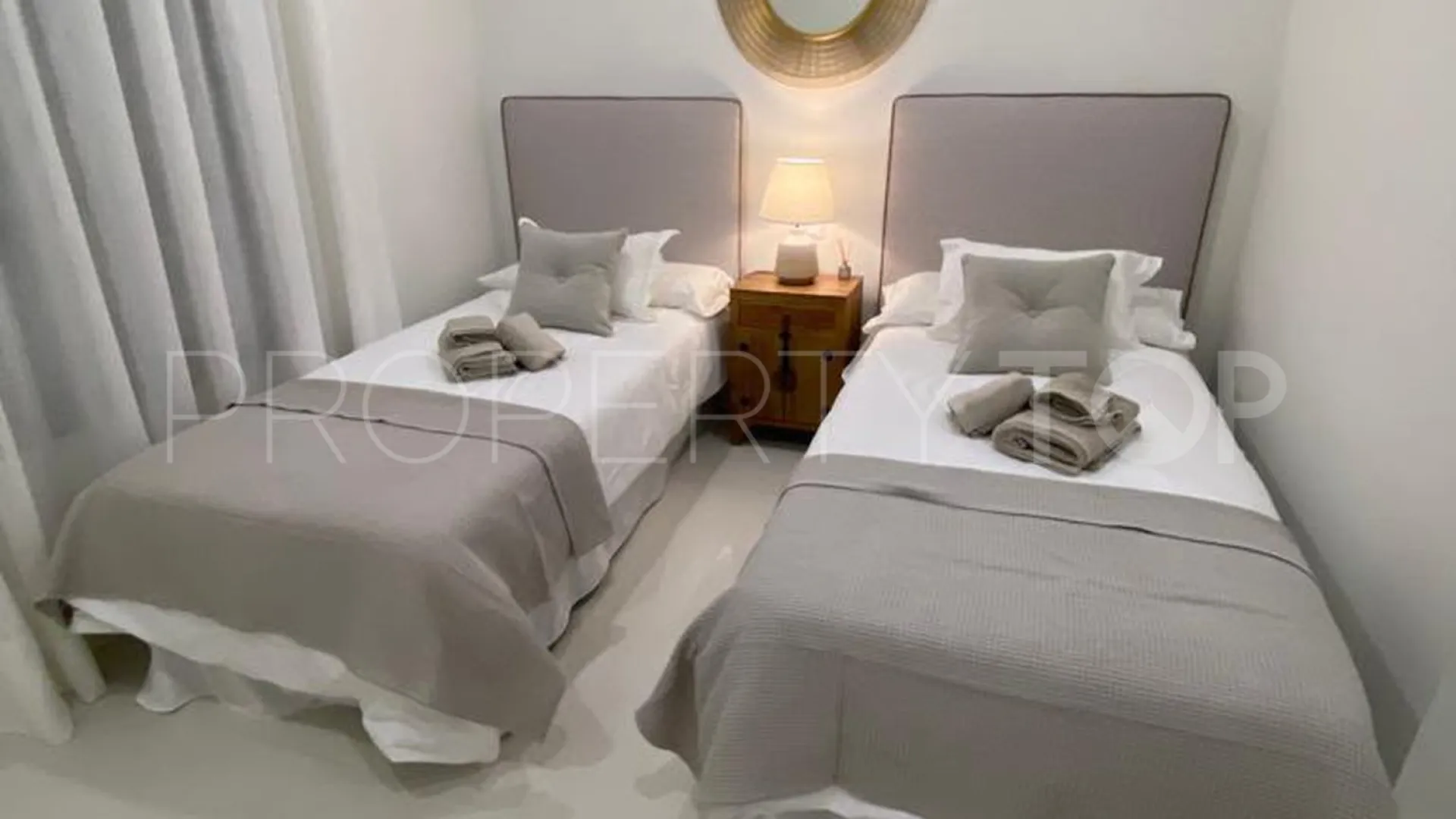Ground floor apartment for sale in Chullera with 2 bedrooms