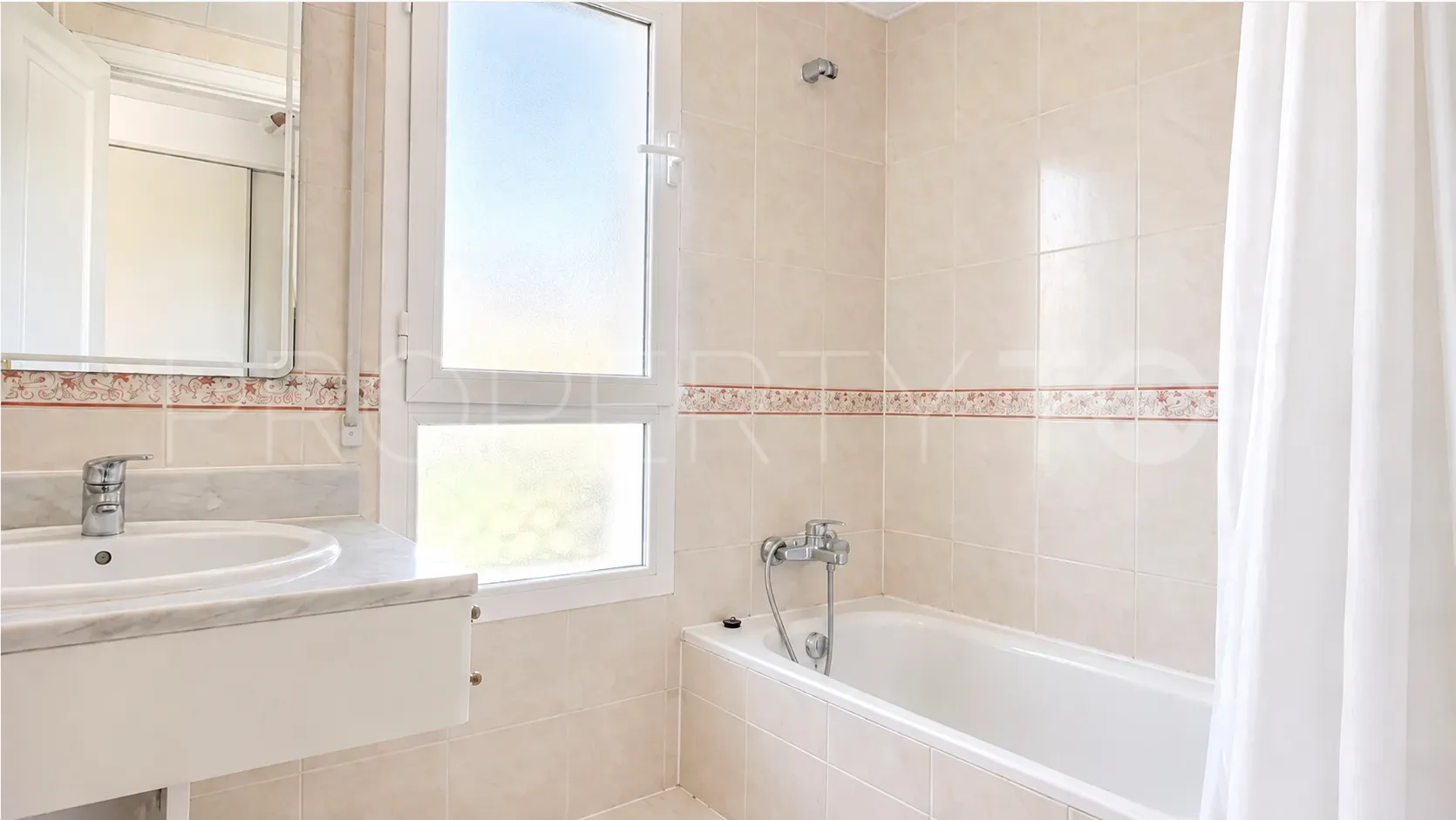 Apartamento en venta de 1 dormitorio en Lorcrimar