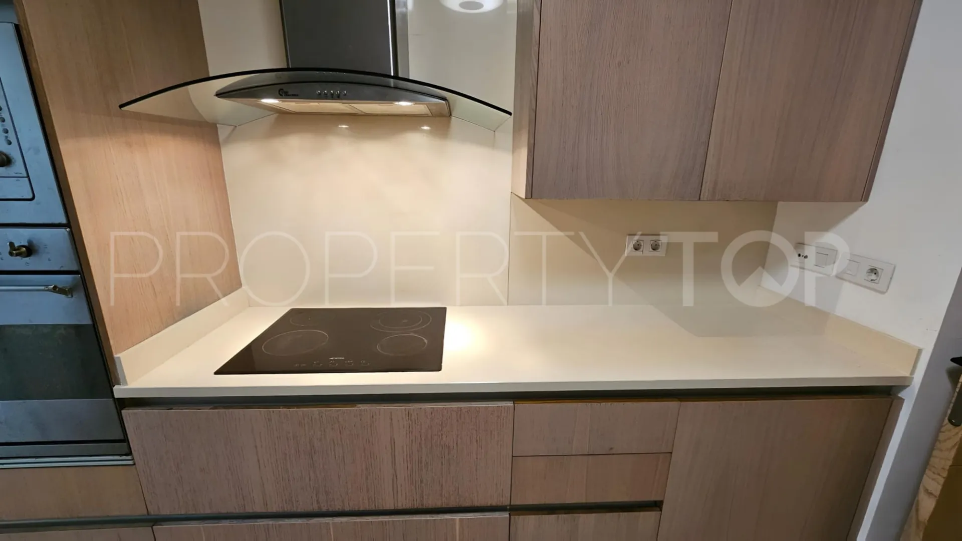 Buy apartment with 2 bedrooms in Sotogrande Marina