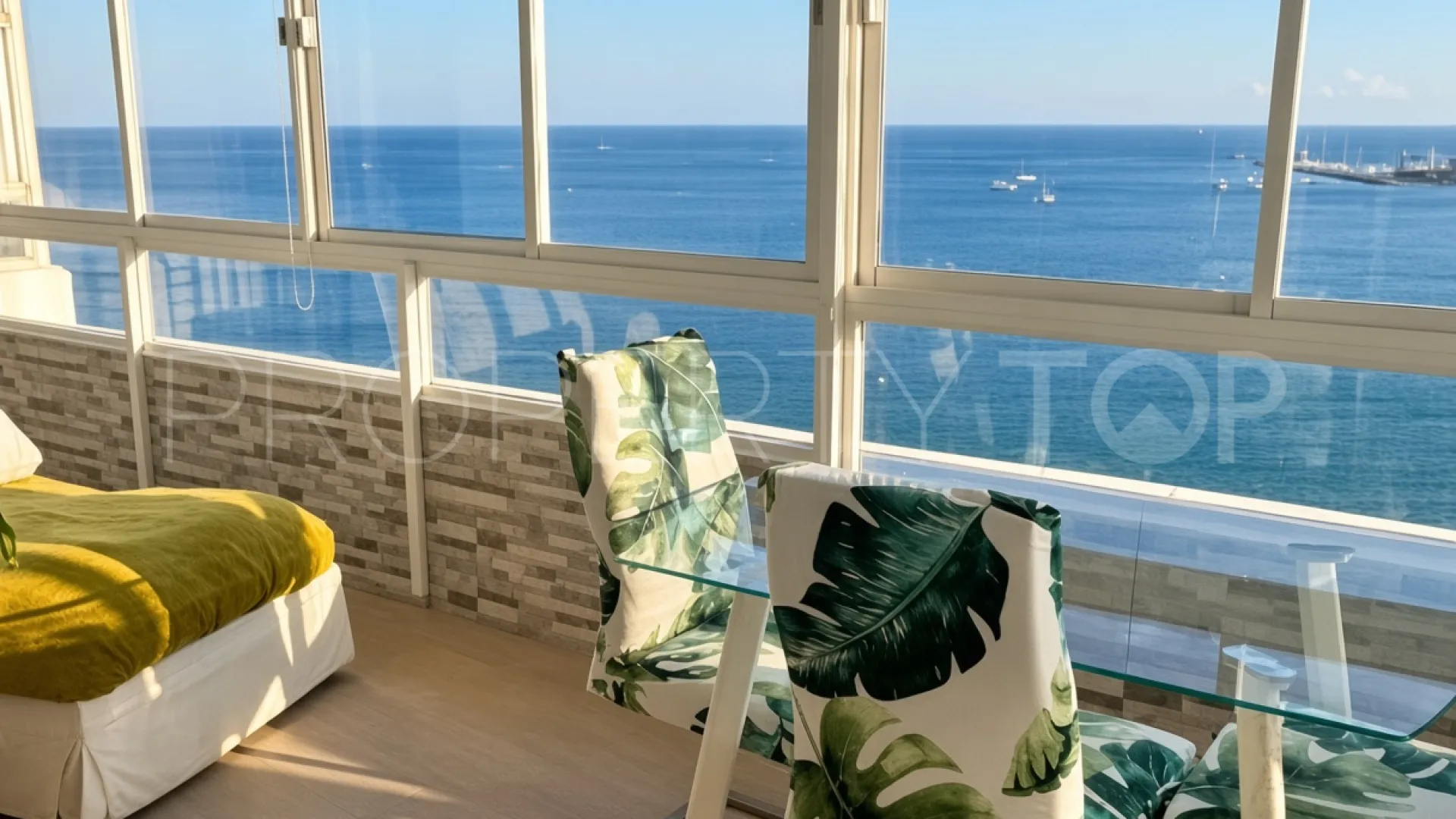 Apartamento a la venta en Torreguadiaro con 3 dormitorios