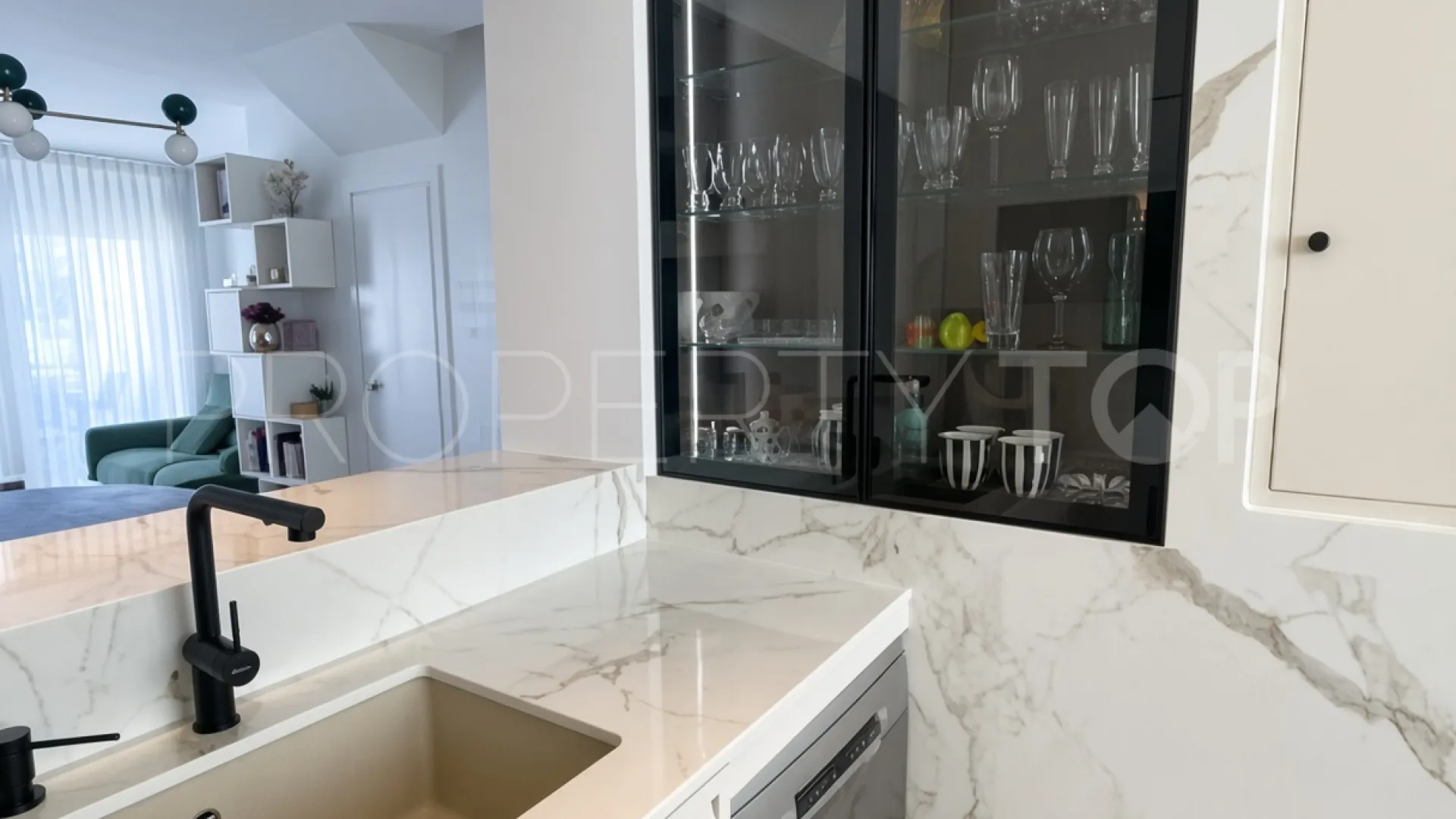 For sale 2 bedrooms duplex in Playa de la Fontanilla