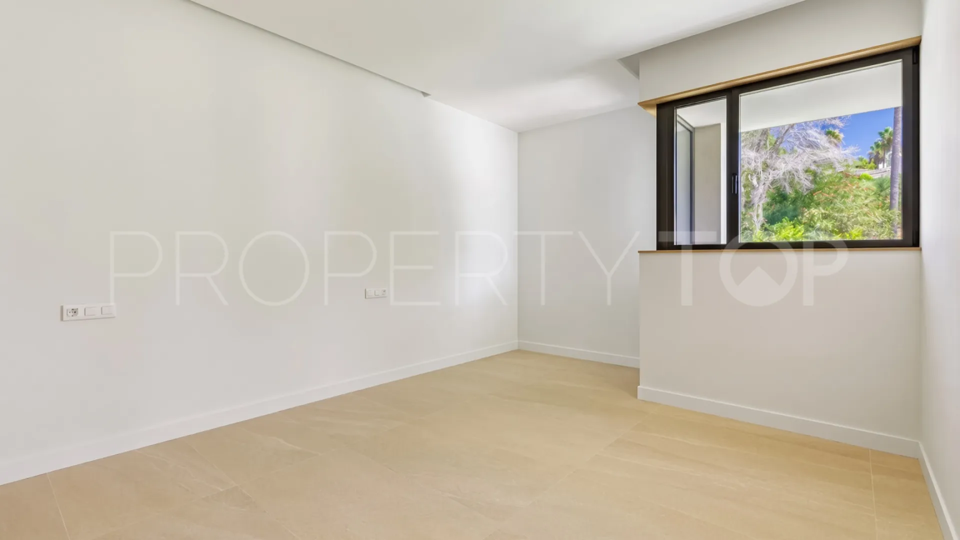 Villa with 4 bedrooms for sale in Zona F