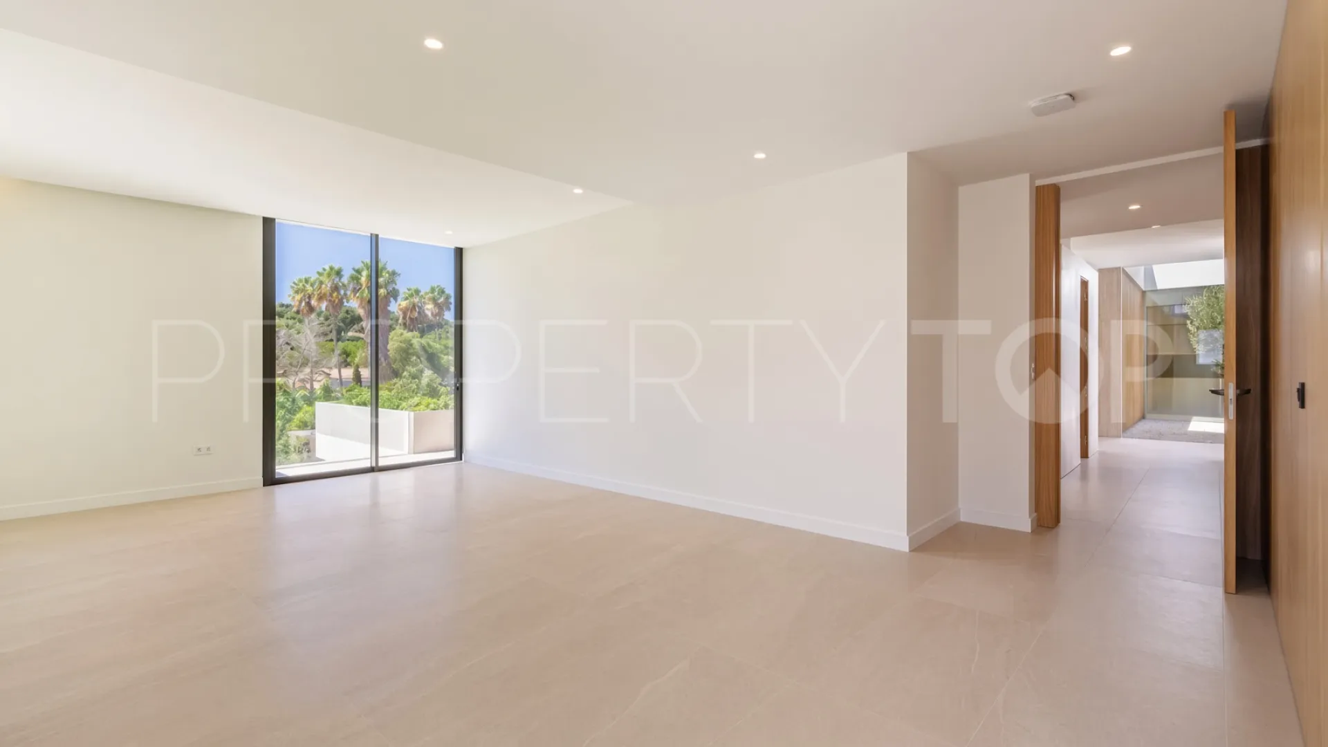 Villa with 4 bedrooms for sale in Zona F