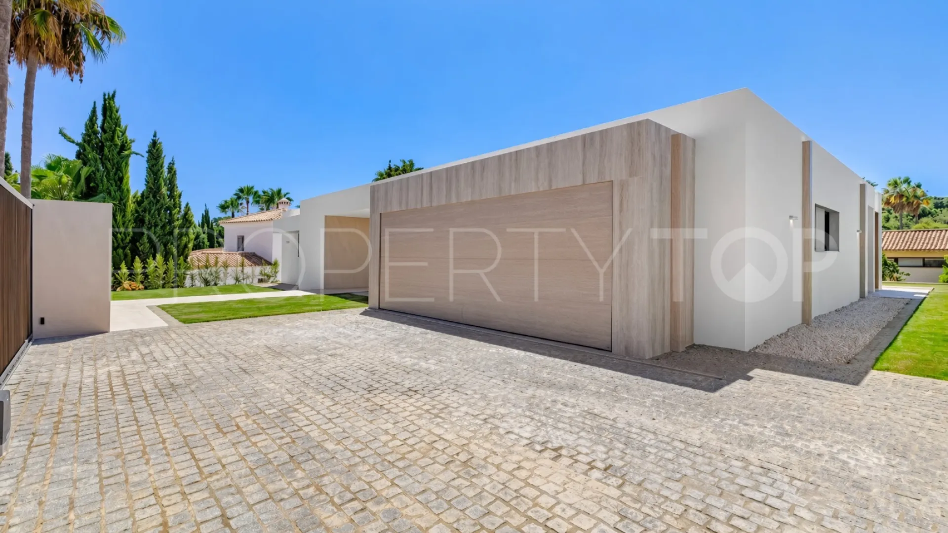Villa with 4 bedrooms for sale in Zona F