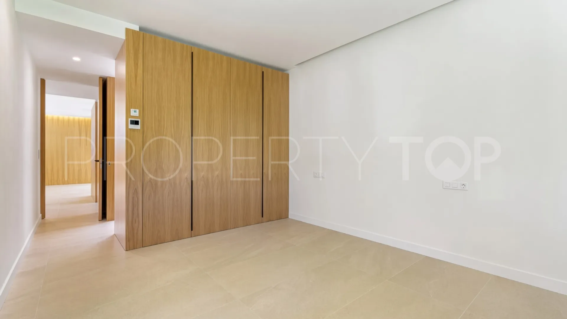 Villa with 4 bedrooms for sale in Zona F