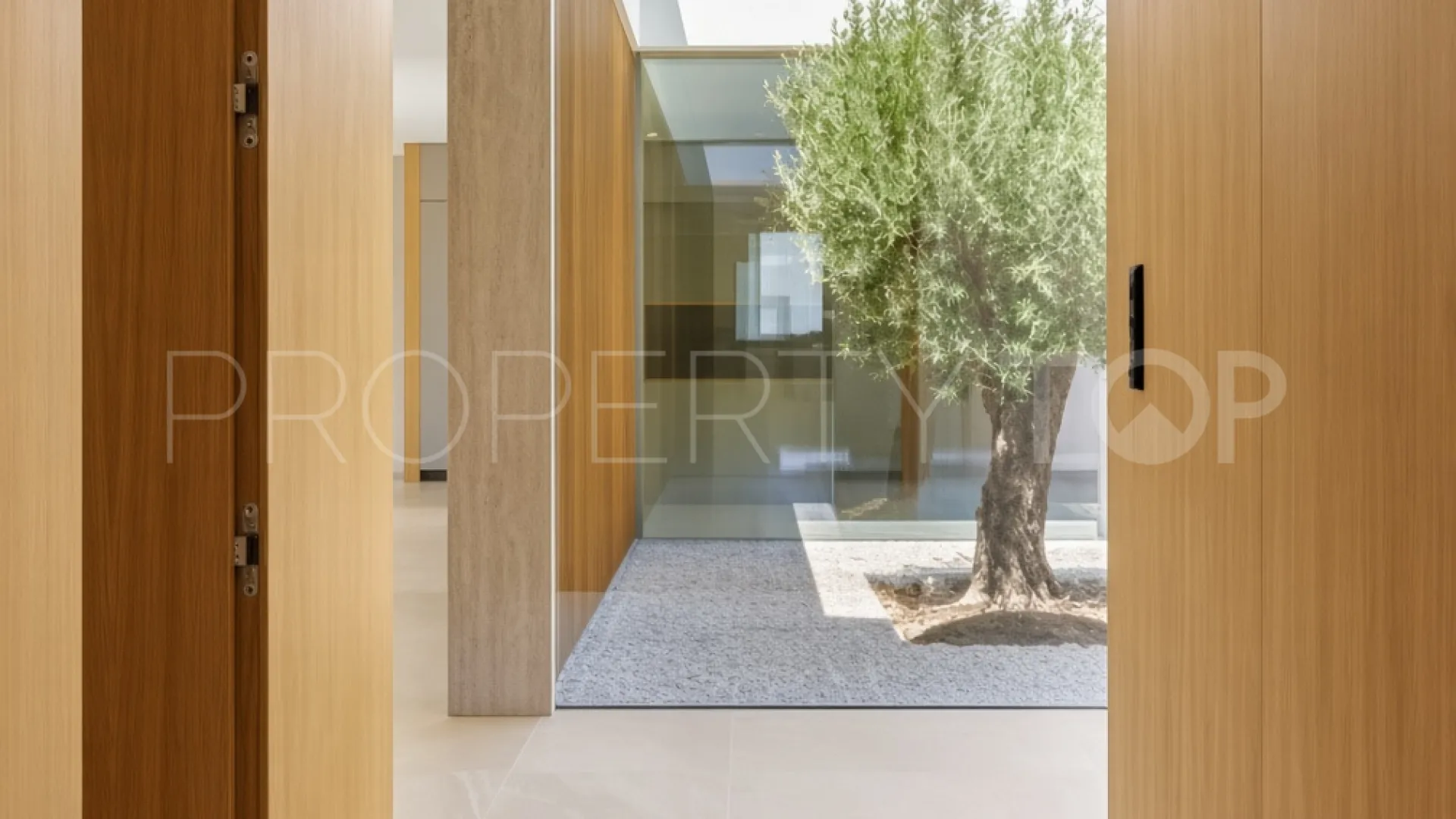 Villa with 4 bedrooms for sale in Zona F
